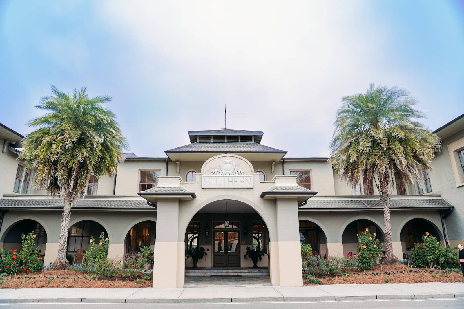 Elegant Rooms & Decor