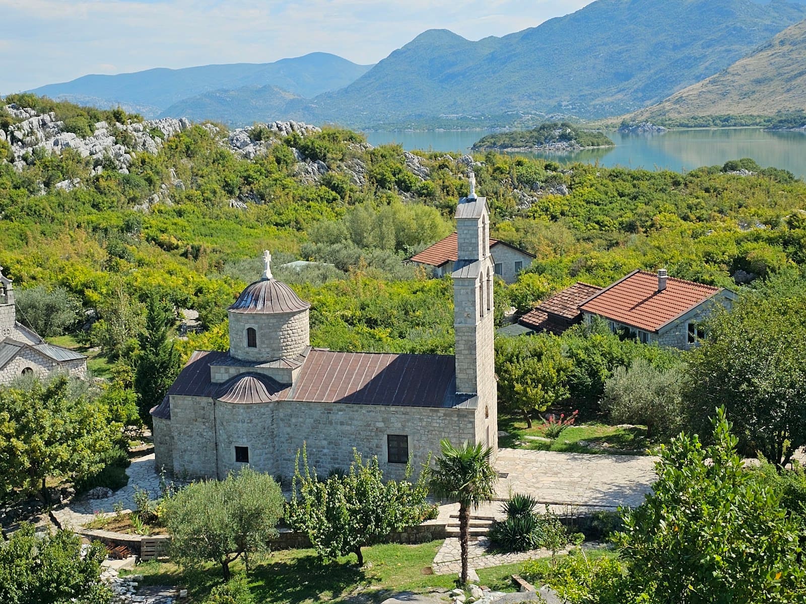 Moračnik Monastery (island) - Image 1