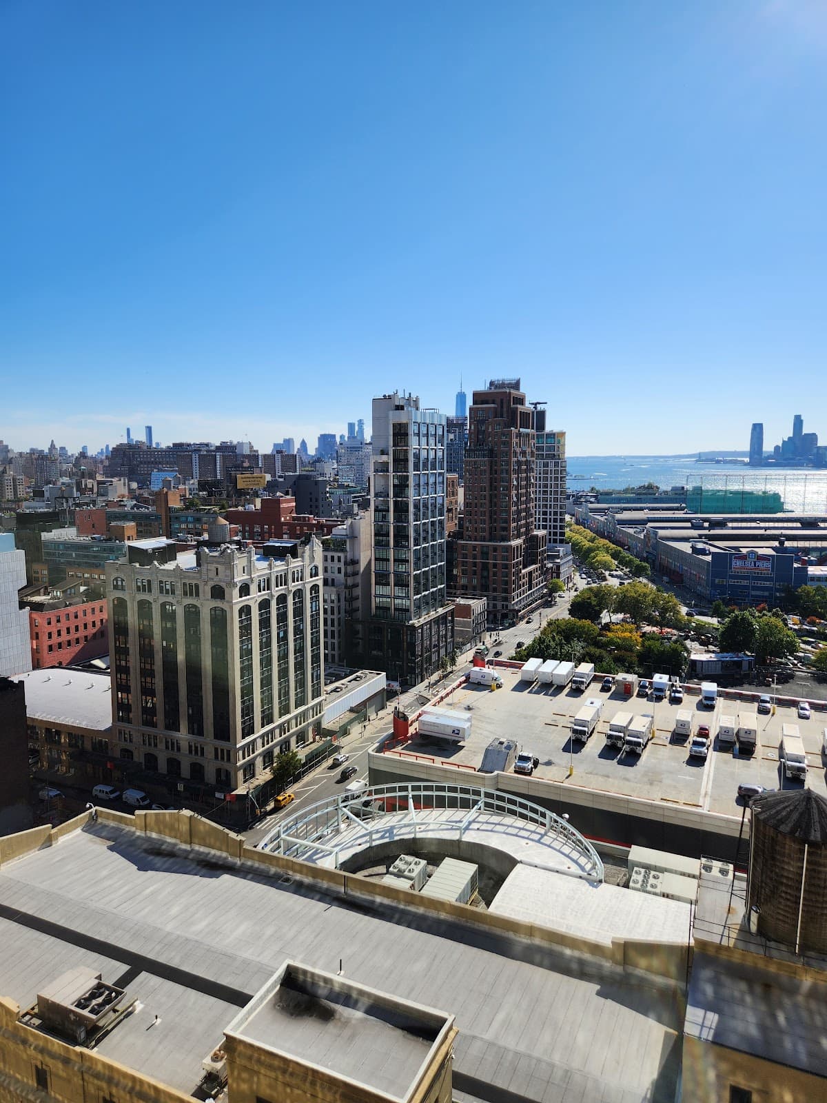 Various Galleries Chelsea - Image 1