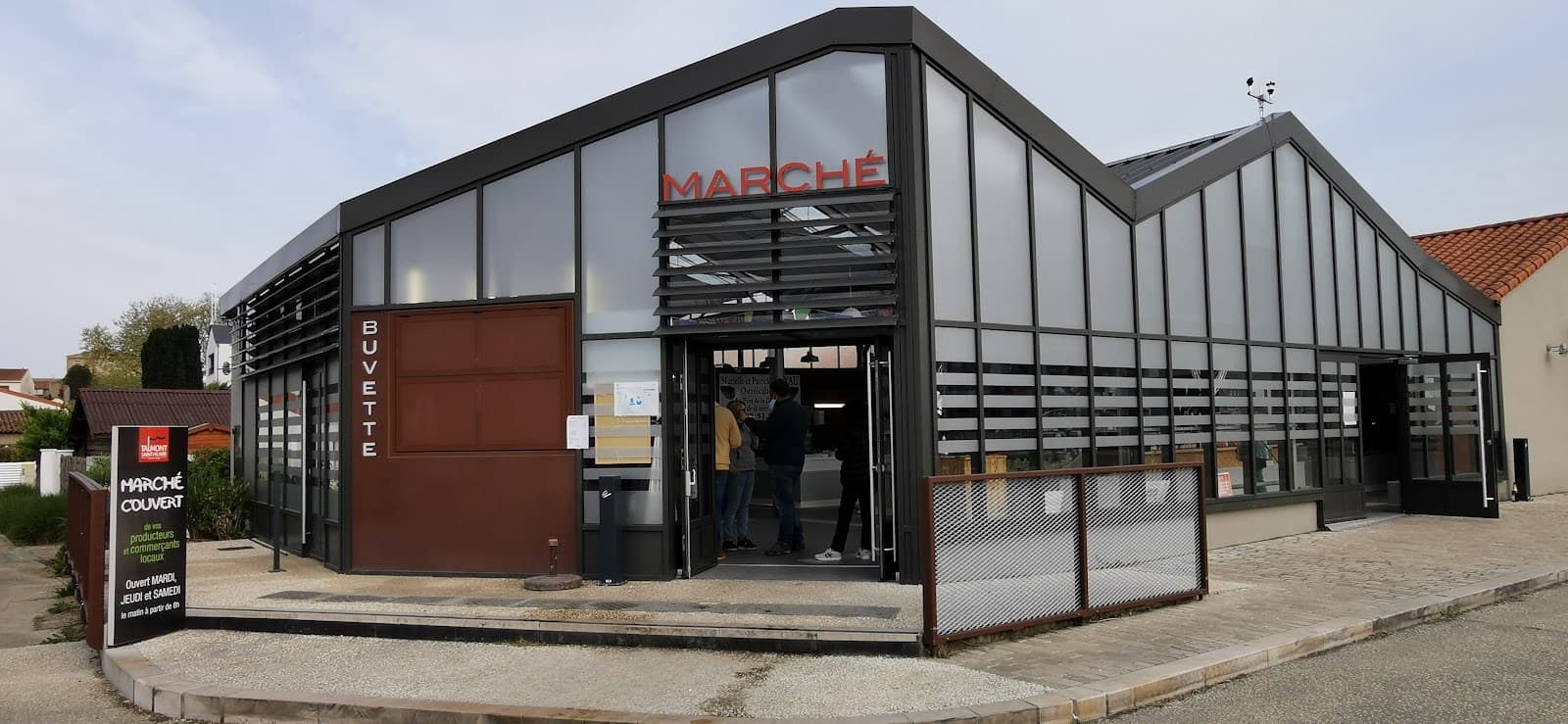 Halles de Talmont (covered market) - Image 1