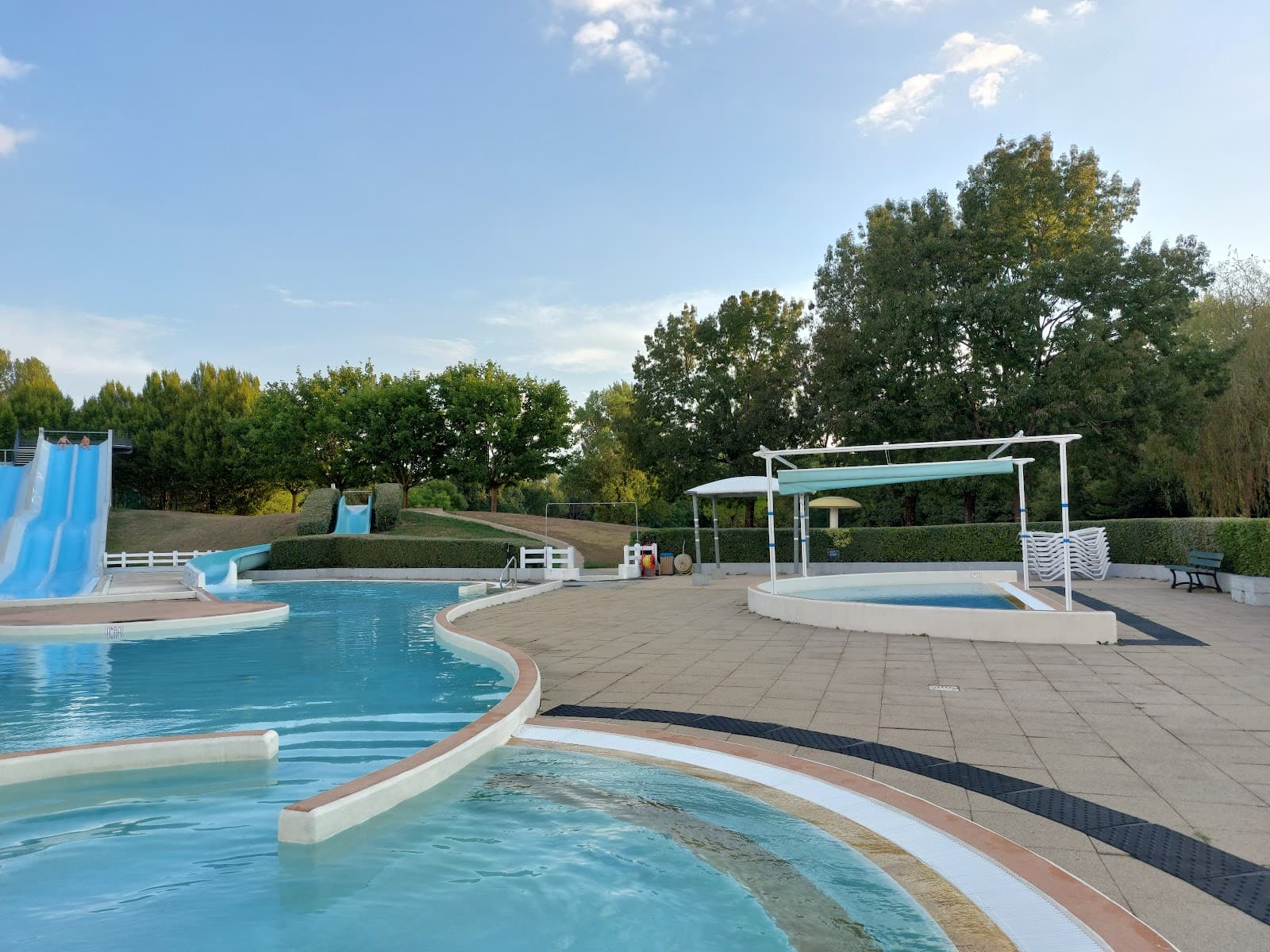 L’Archipel Aquatic Center - Image 1