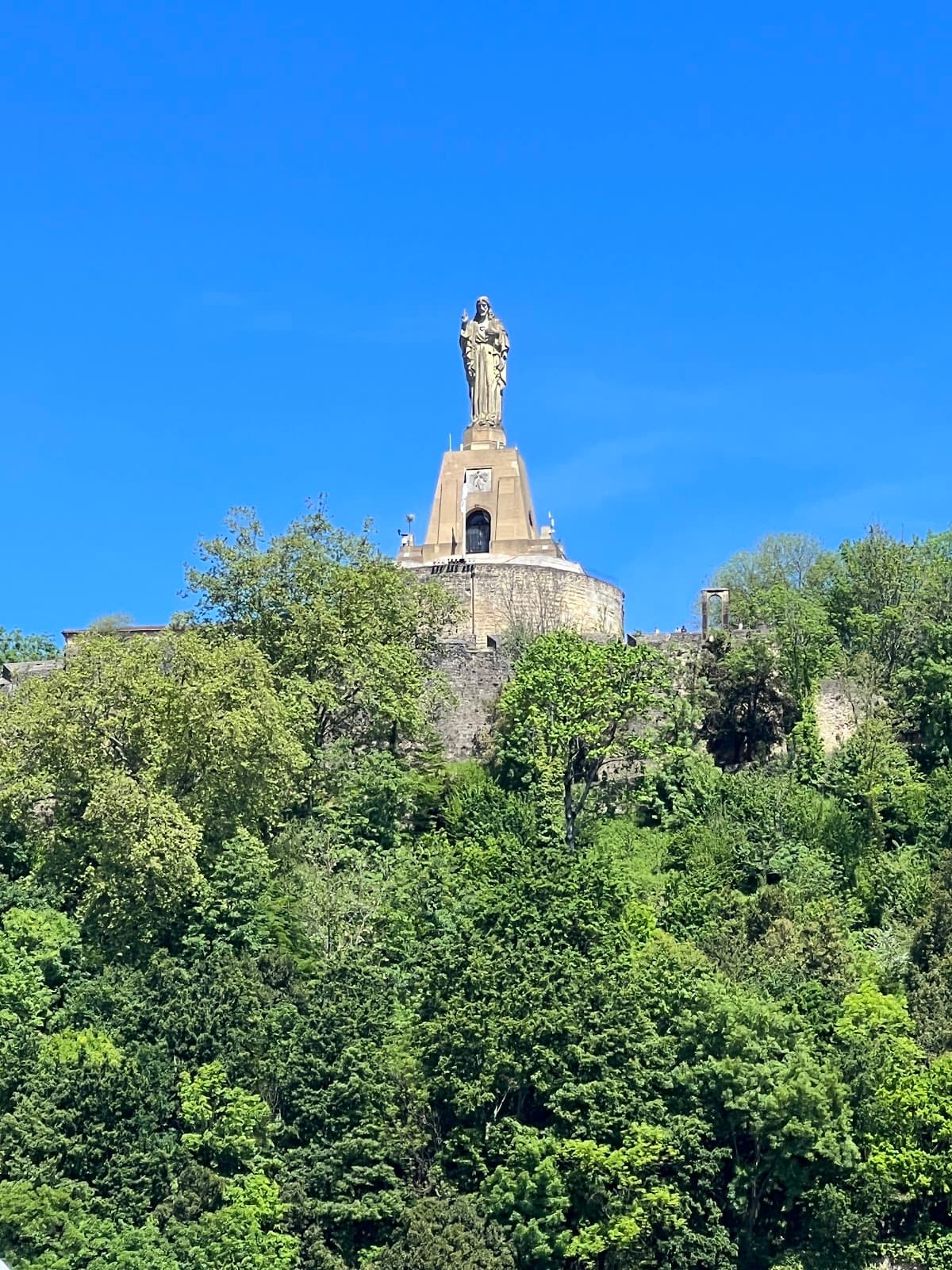 Mota Castle Mount Urgull - Image 1