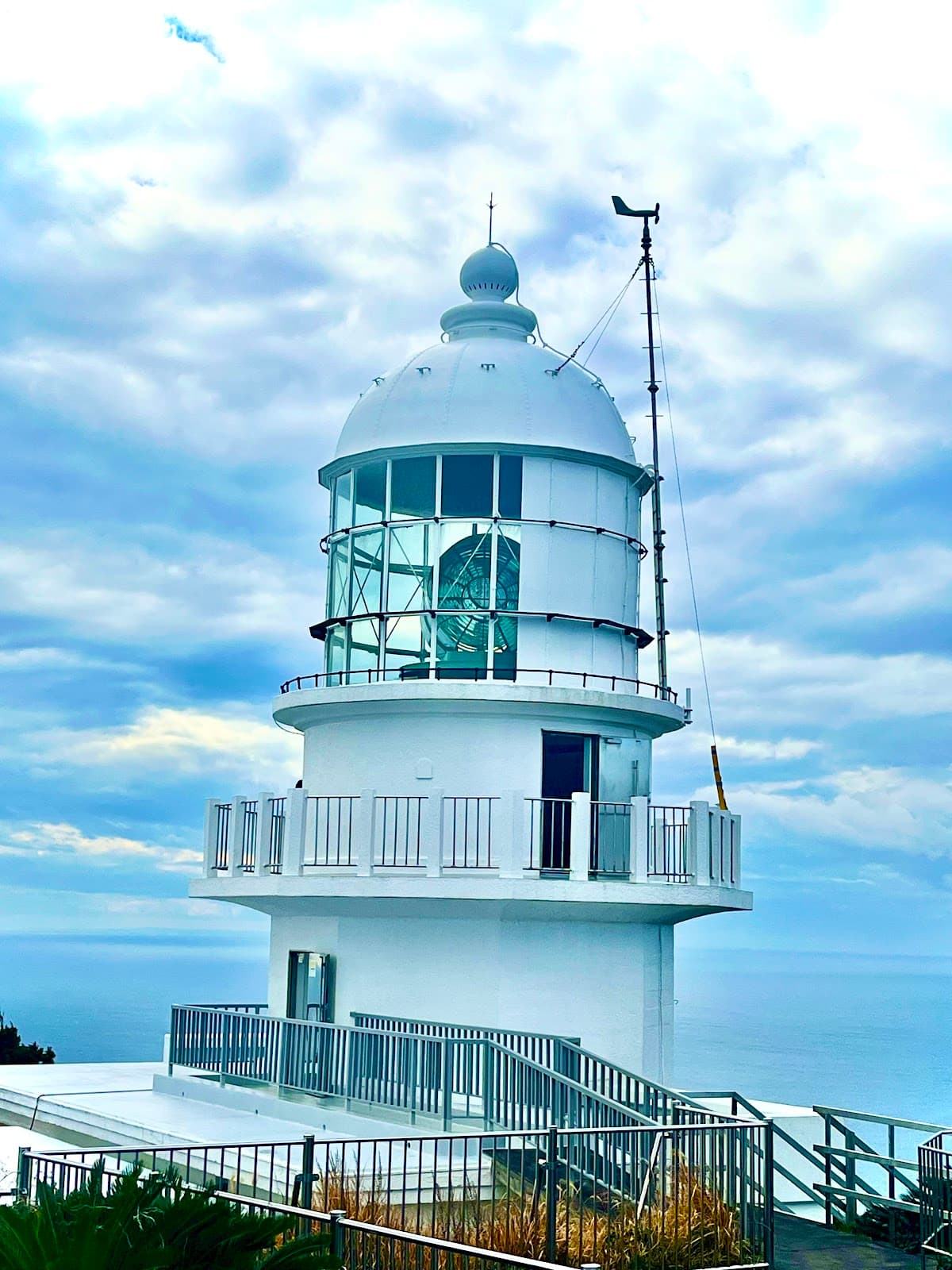 Toi Misaki Lighthouse - Image 1
