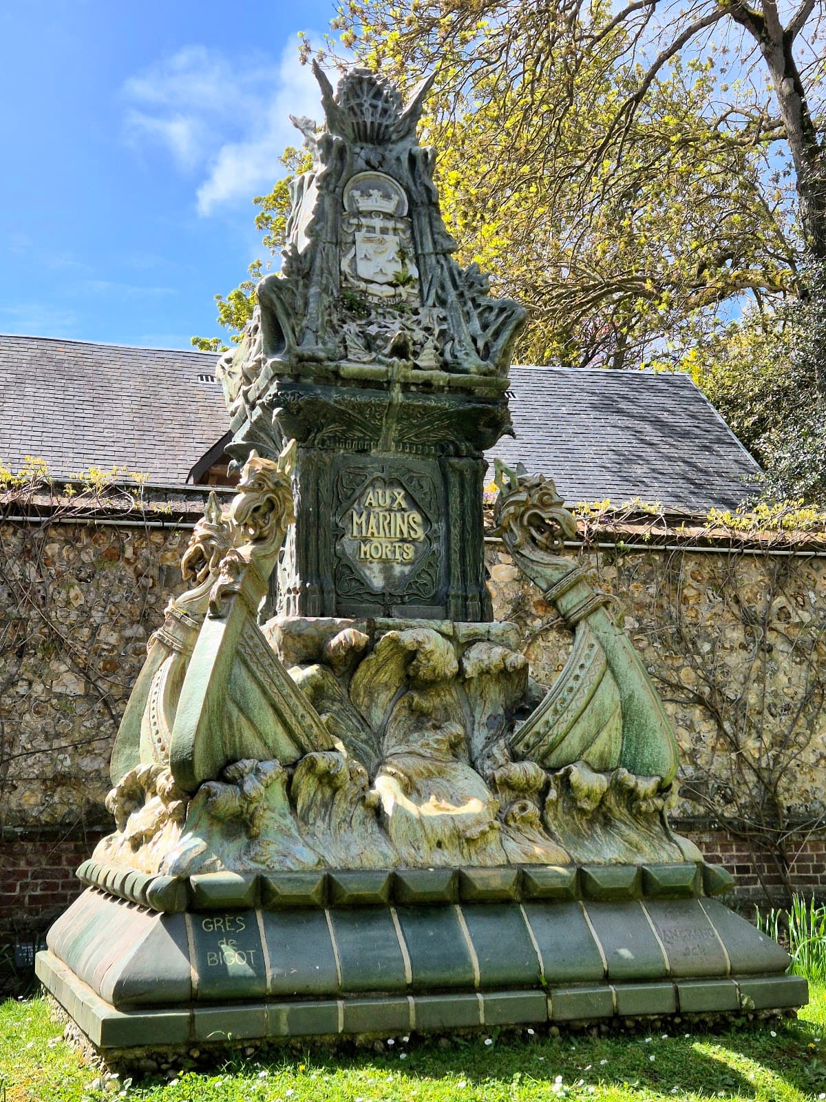 Sailors' Memorial (Monument aux Marins Péris en Mer) - Image 1