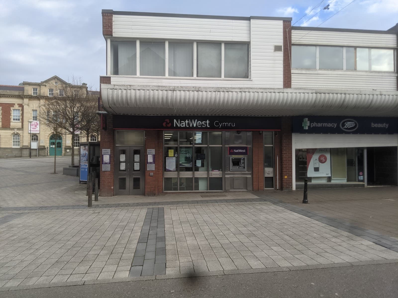 Holton Road - Image 1