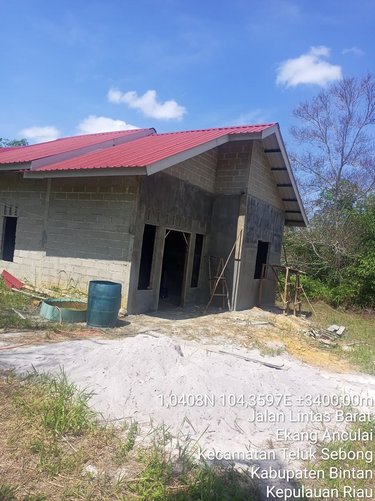 Ekang Anculai Village - Image 1