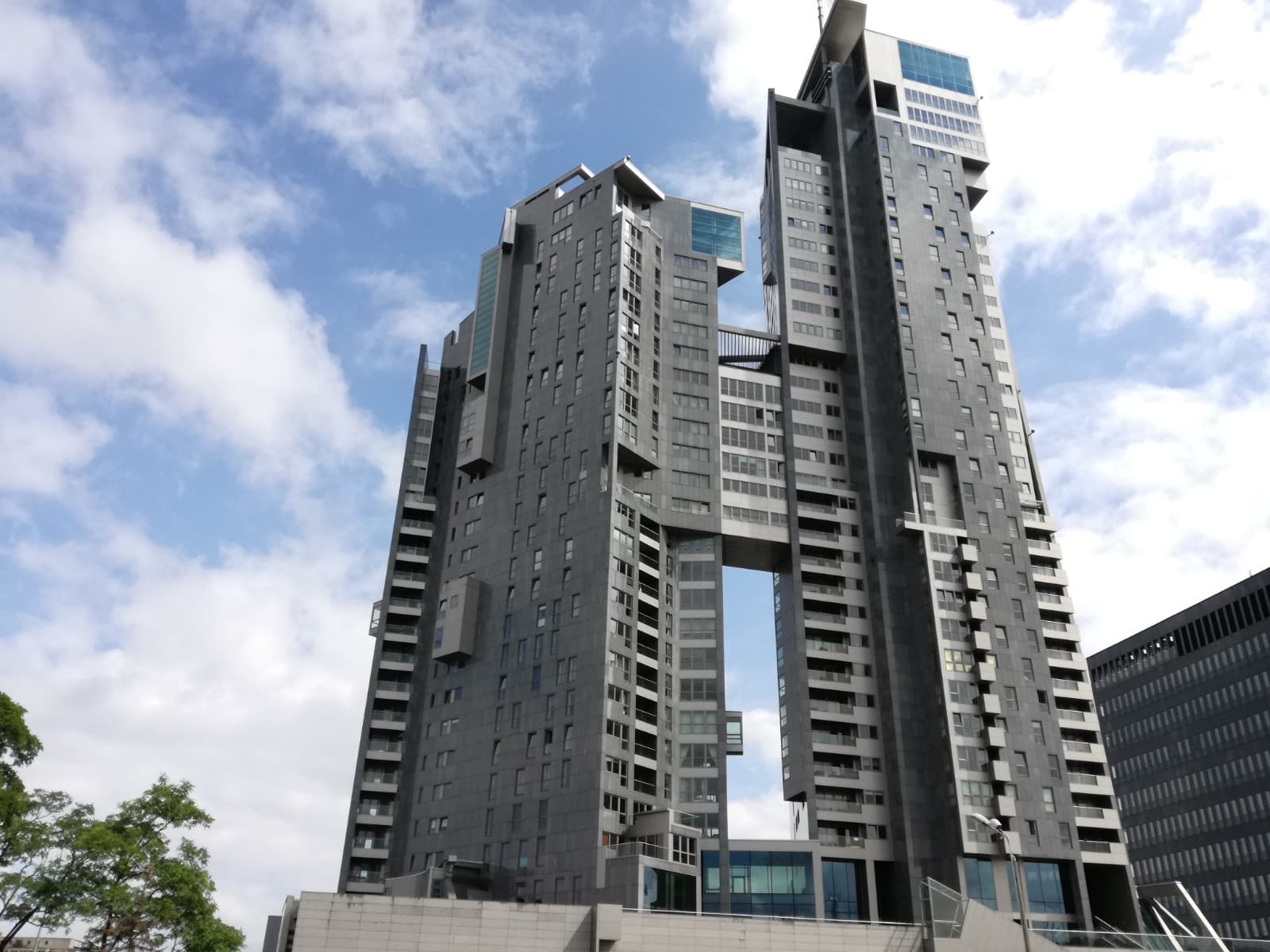 Sea Towers Gdynia - Image 1