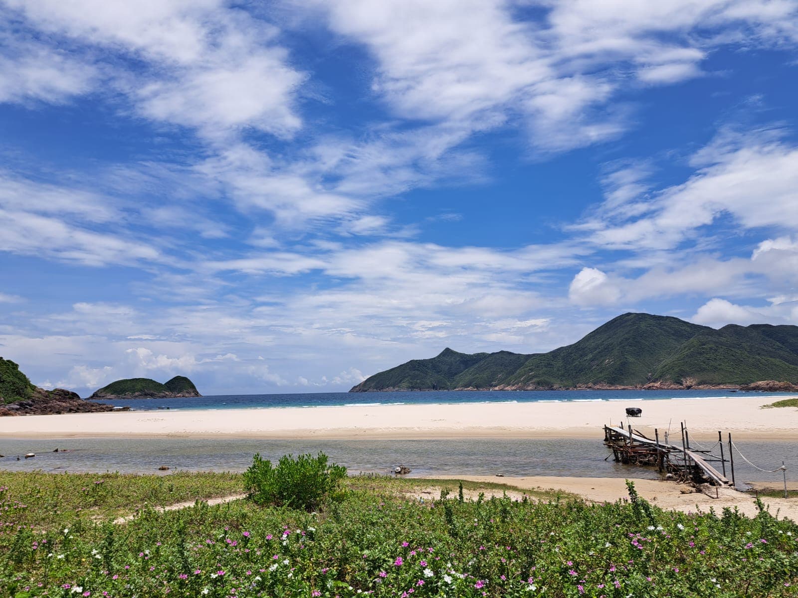 Ham Tin Wan - Image 1