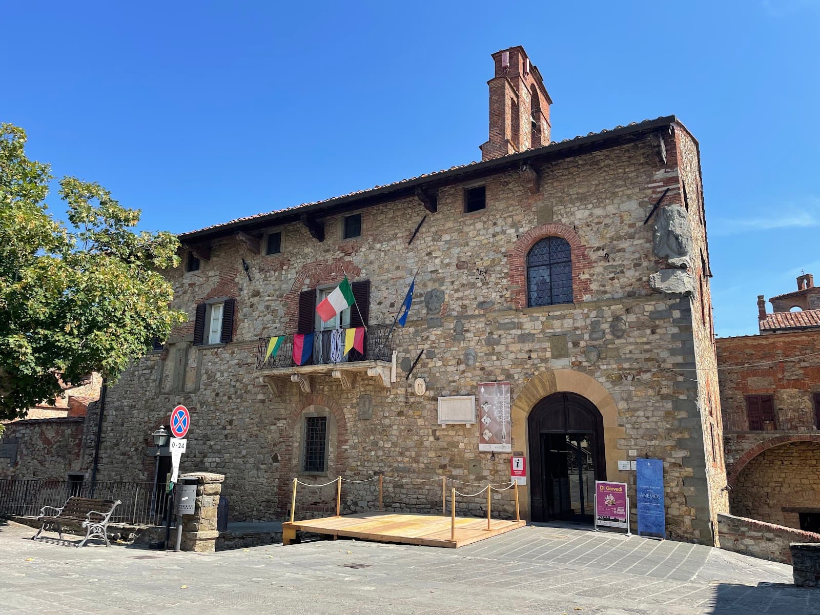 Lucignano Historic Center - Image 1