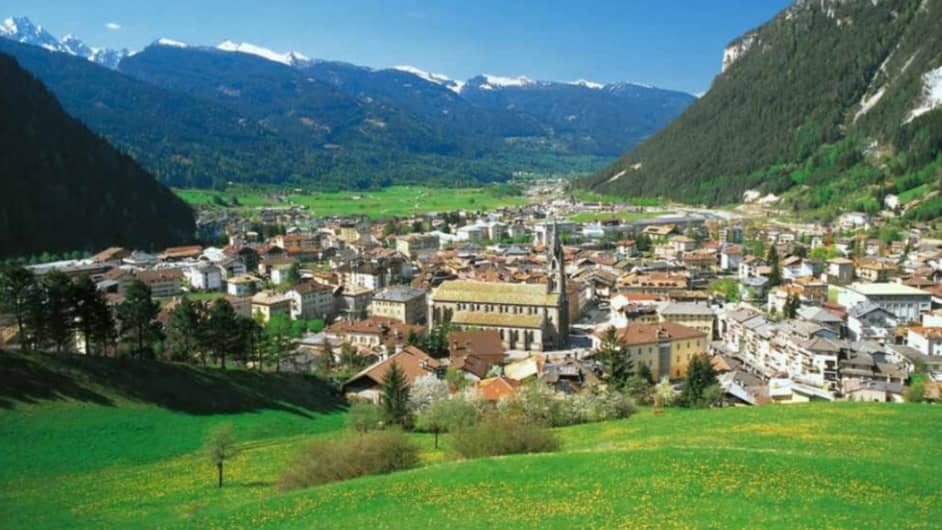 Dolomite Mountain Views