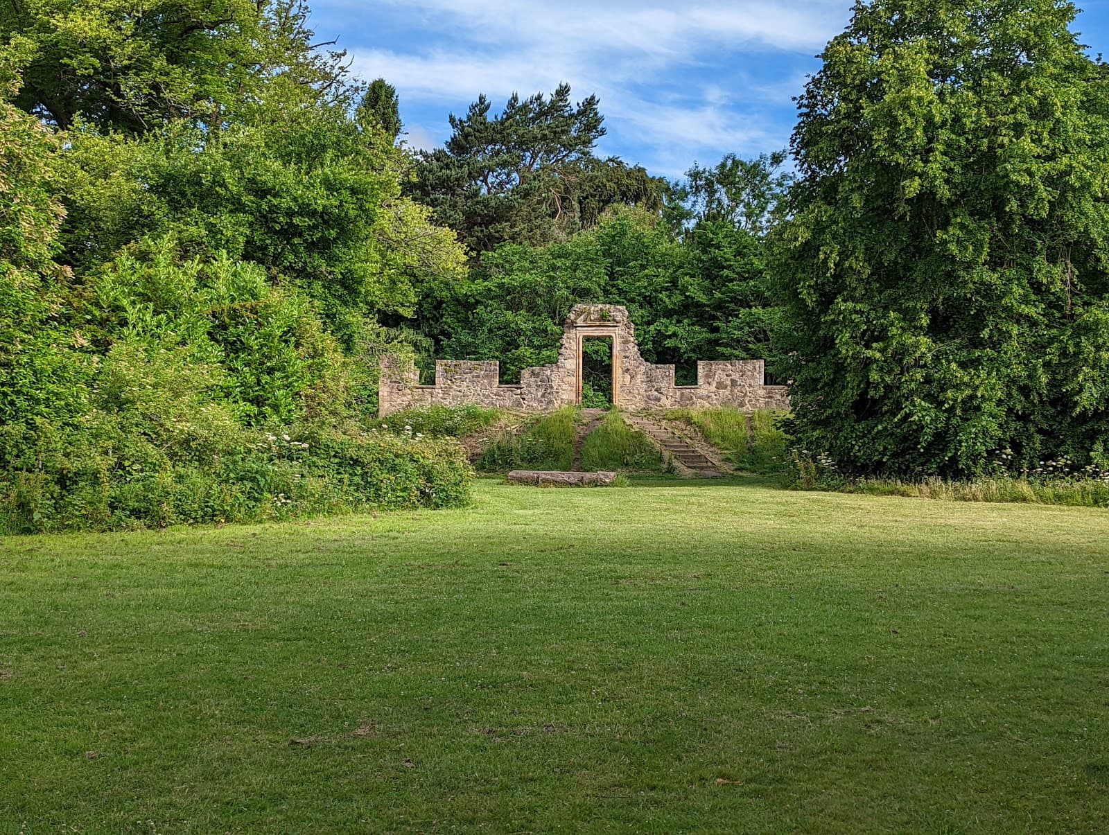 Cammo Estate Edinburgh - Image 1