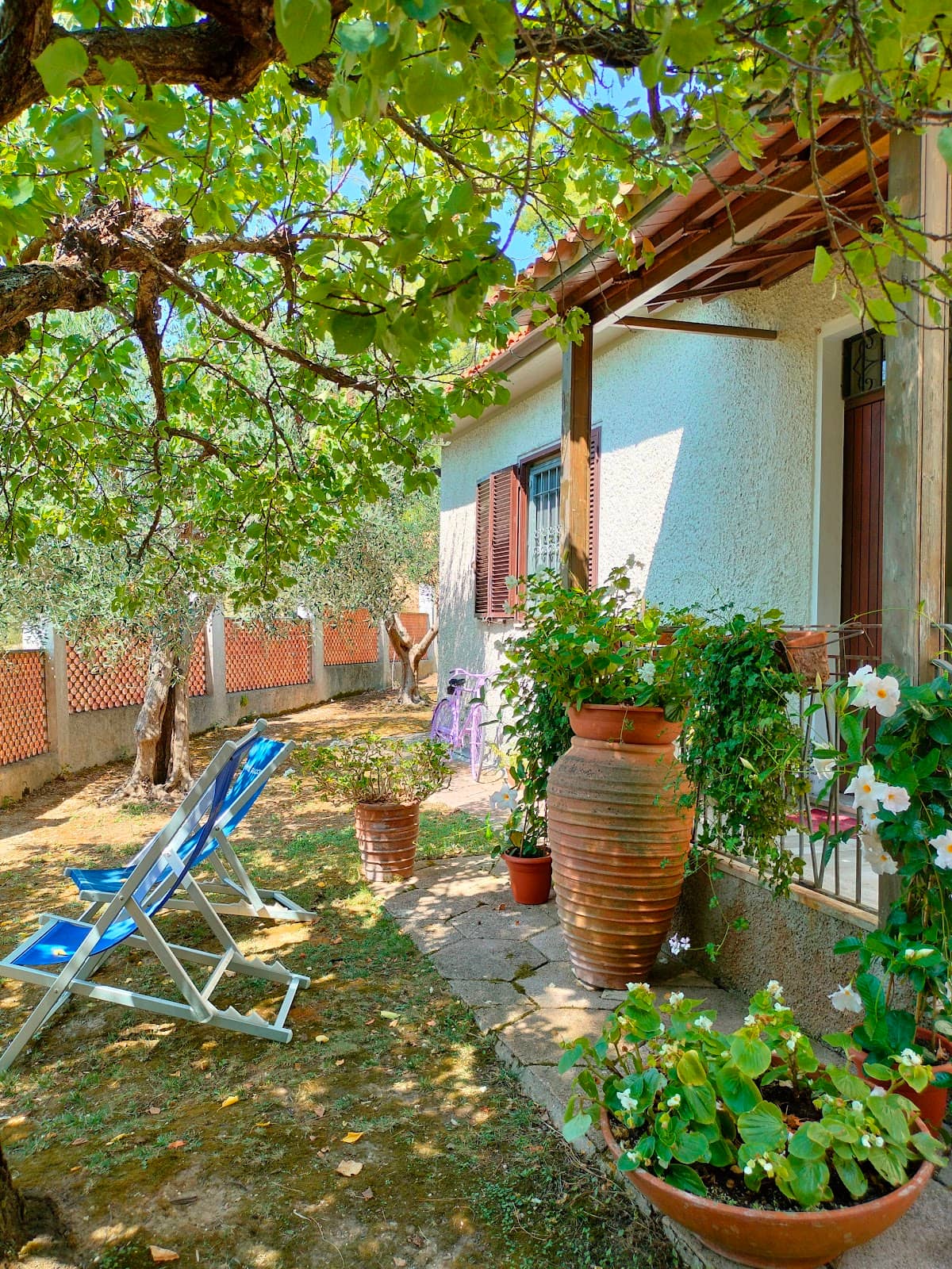 Enchanting Garden & Views