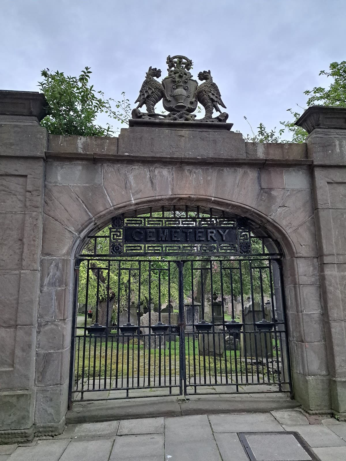 Howff Cemetery Dundee - Image 1