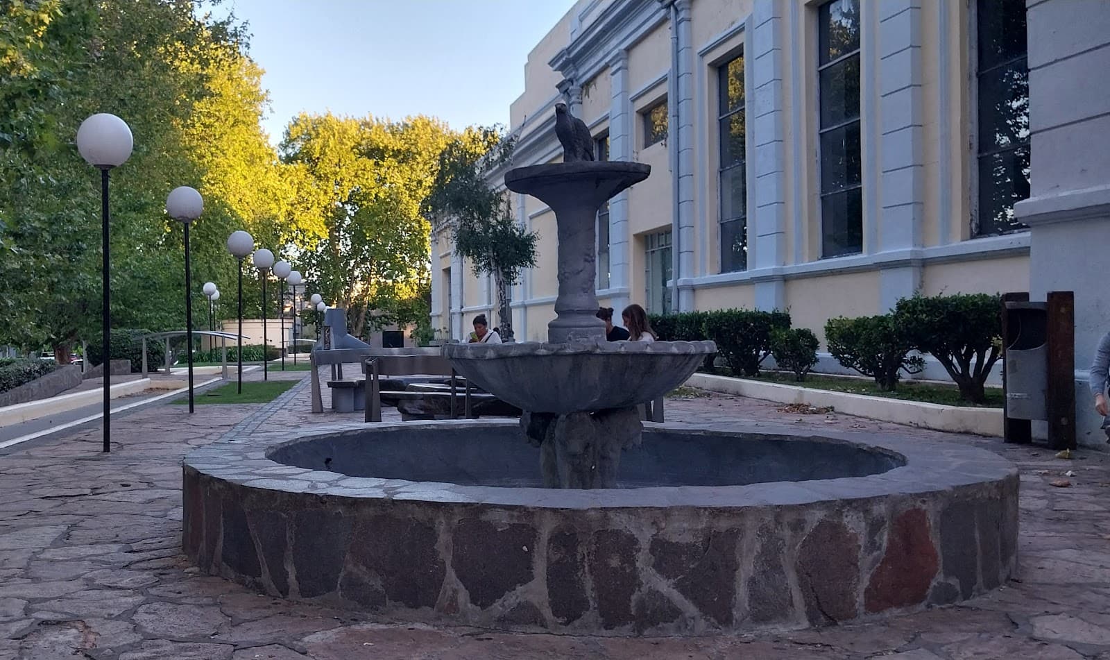 Plaza del Agua - Image 1