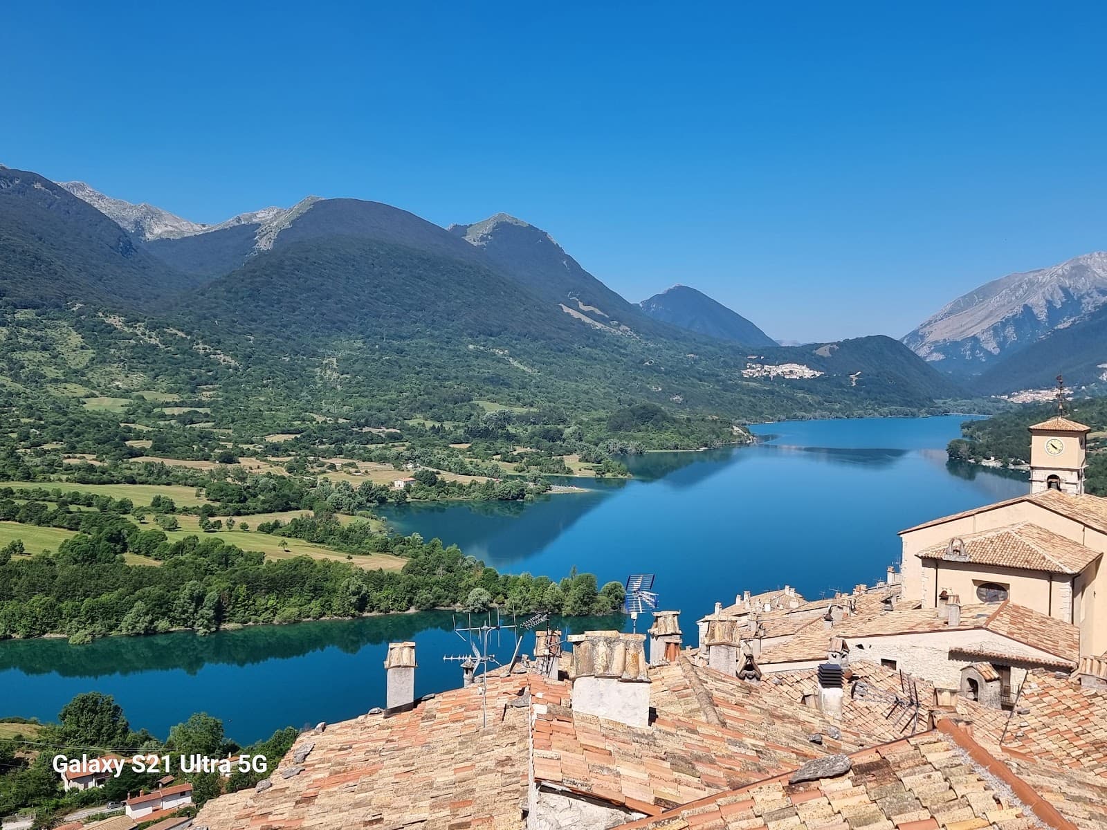 Abruzzo, Lazio and Molise National Park - Image 1