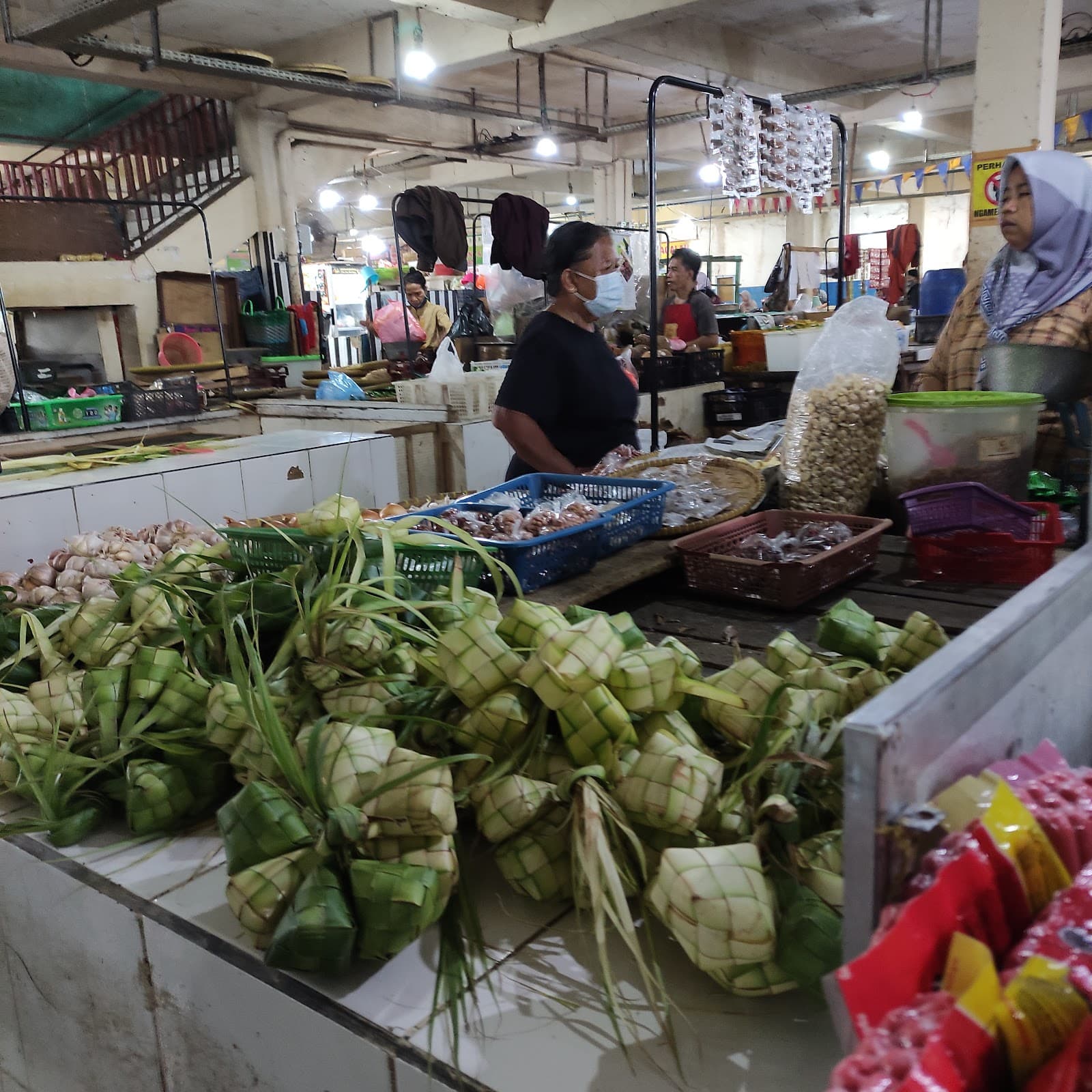 Pasar Pagi Cirebon - Image 1