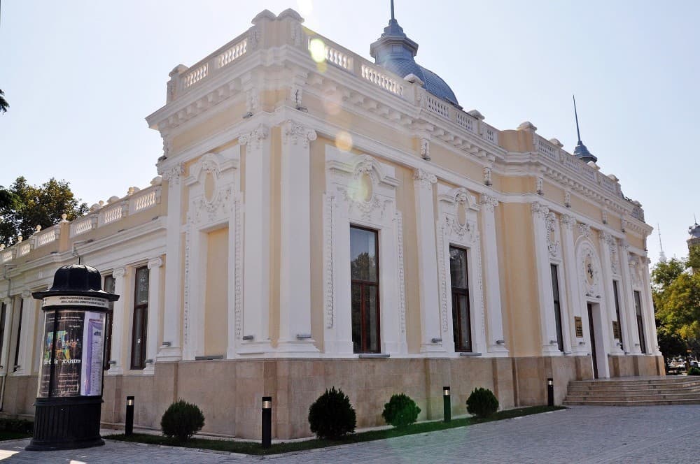 Azerbaijan State Puppet Theatre - Image 1