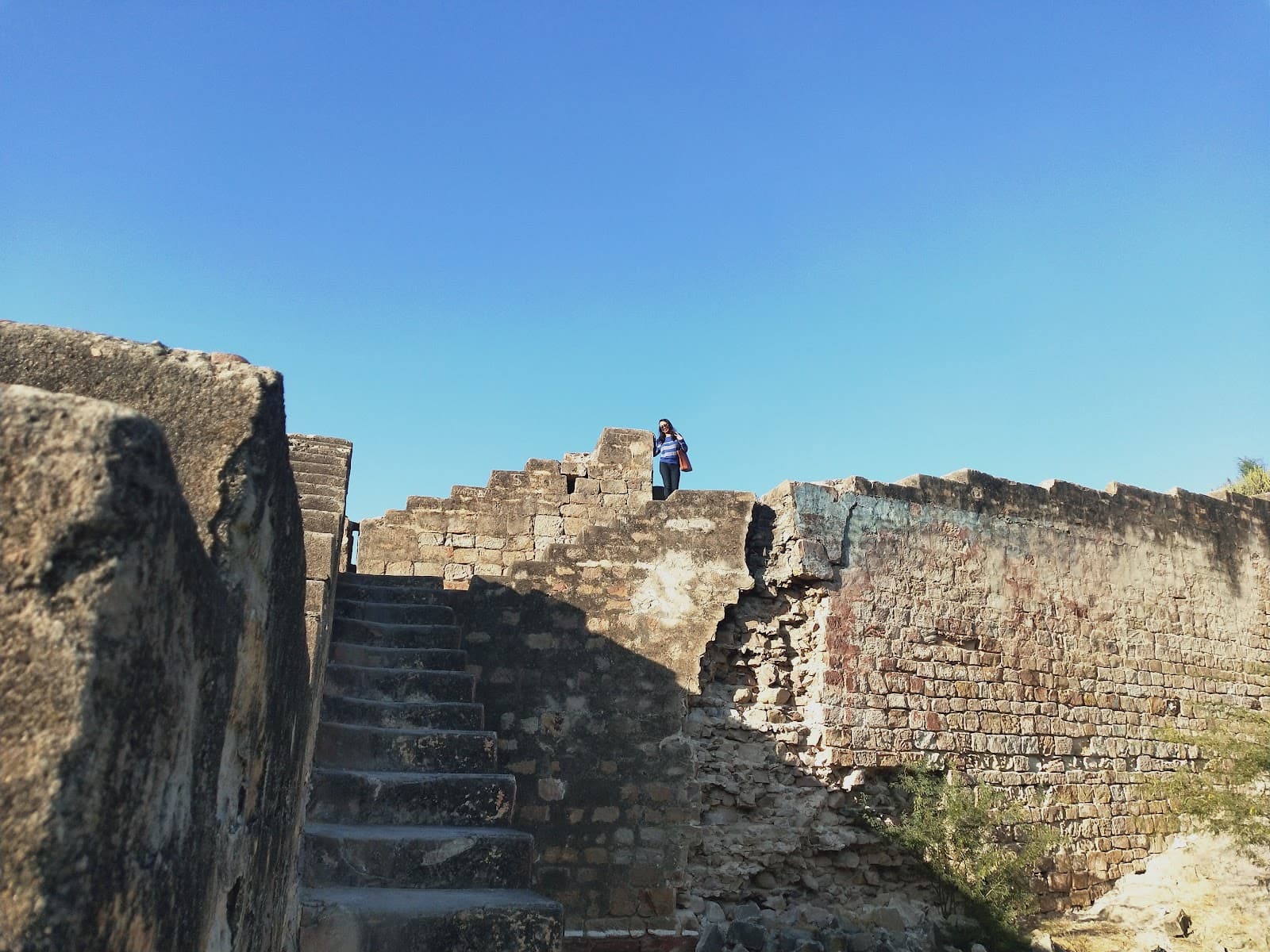 Bhujia Fort & Hill - Image 1