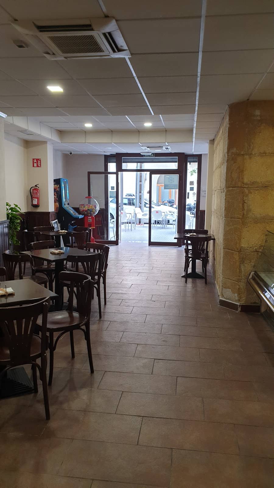 Authentic Local Atmosphere