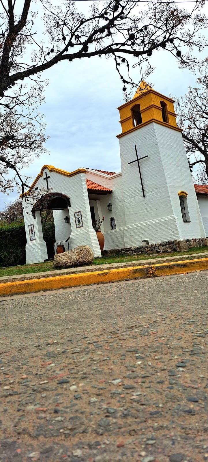 Capilla Nuestra Señora de Fátima Cerro de Oro - Image 1