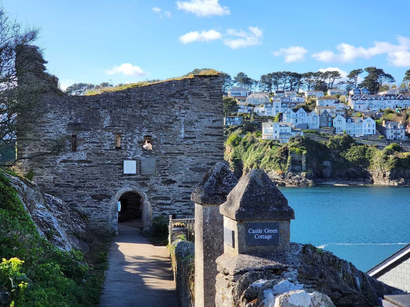 Polruan Blockhouse - Image 1