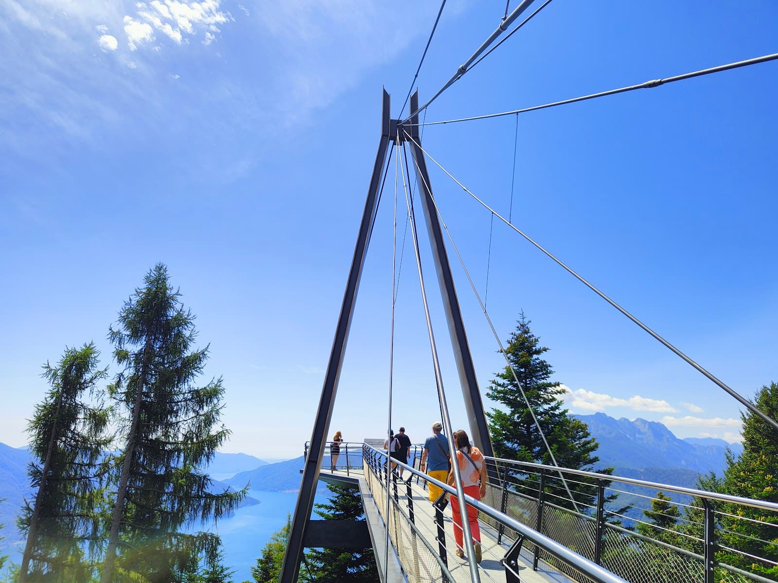 Brione sopra Minusio Panoramic Trail - Image 1