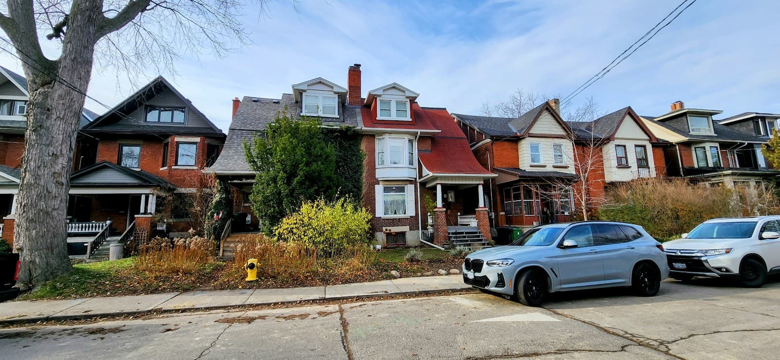 Bloorcourt Village - Image 1