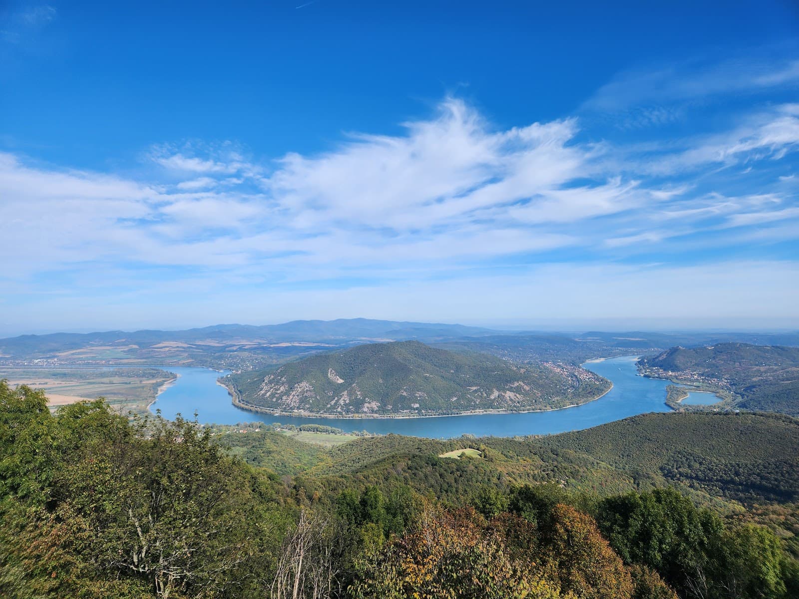 Danube Bend Budapest - Image 1