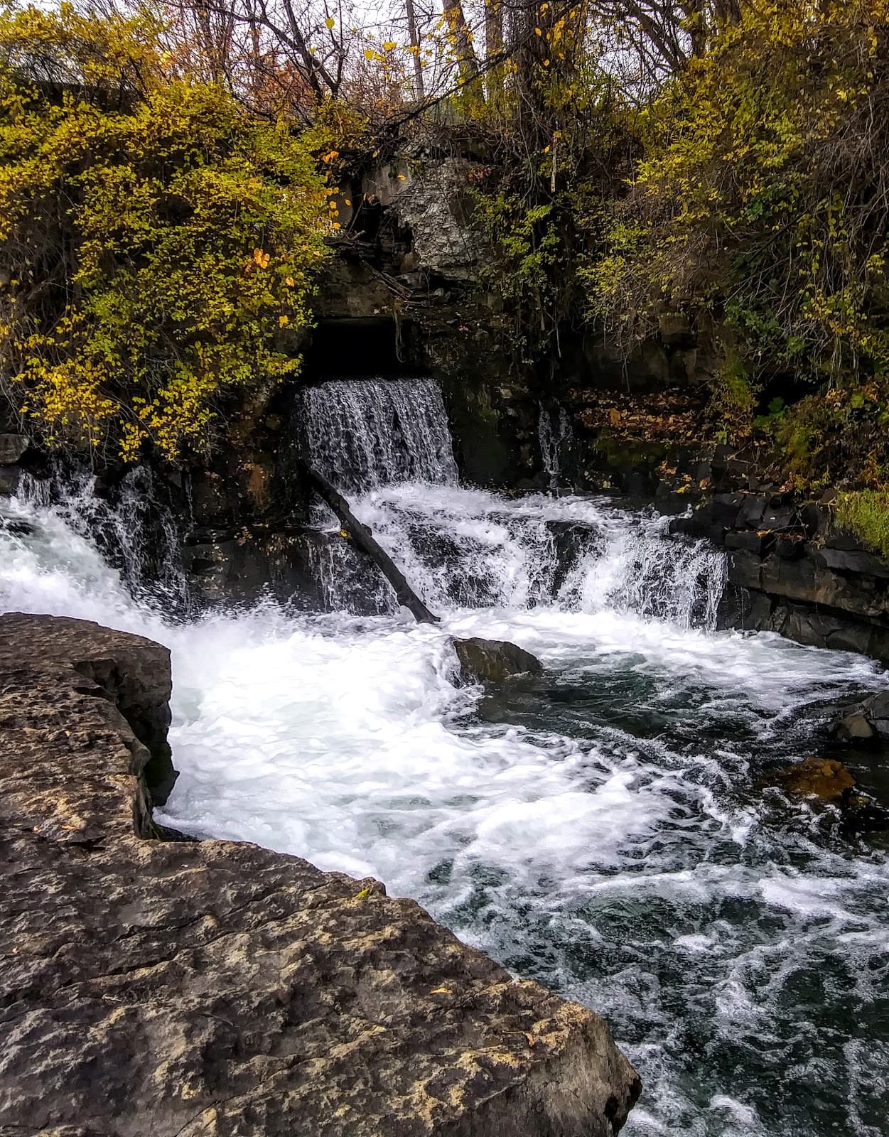 LaChute Riverwalk Trail - Image 1