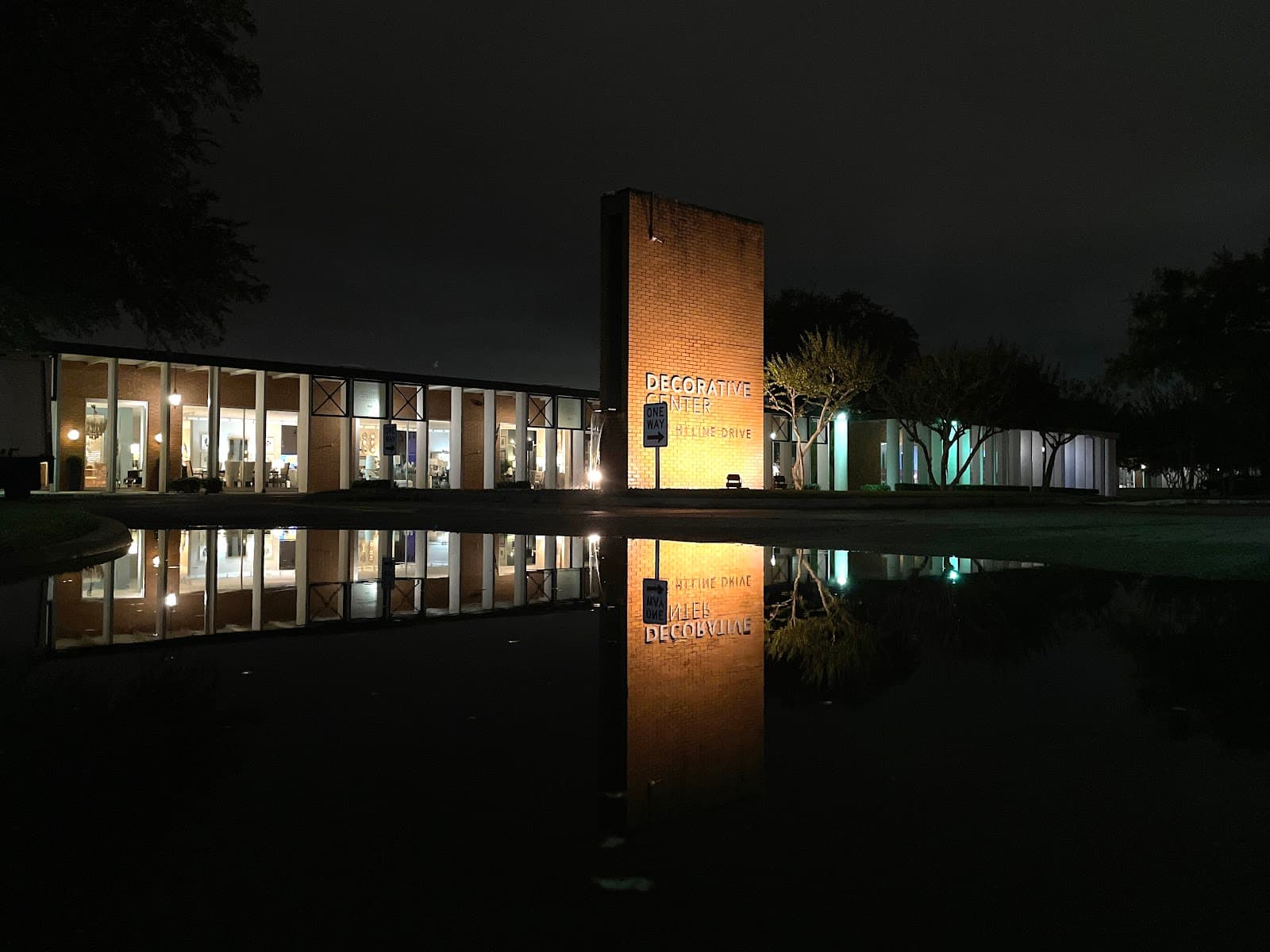 Design District - Image 1