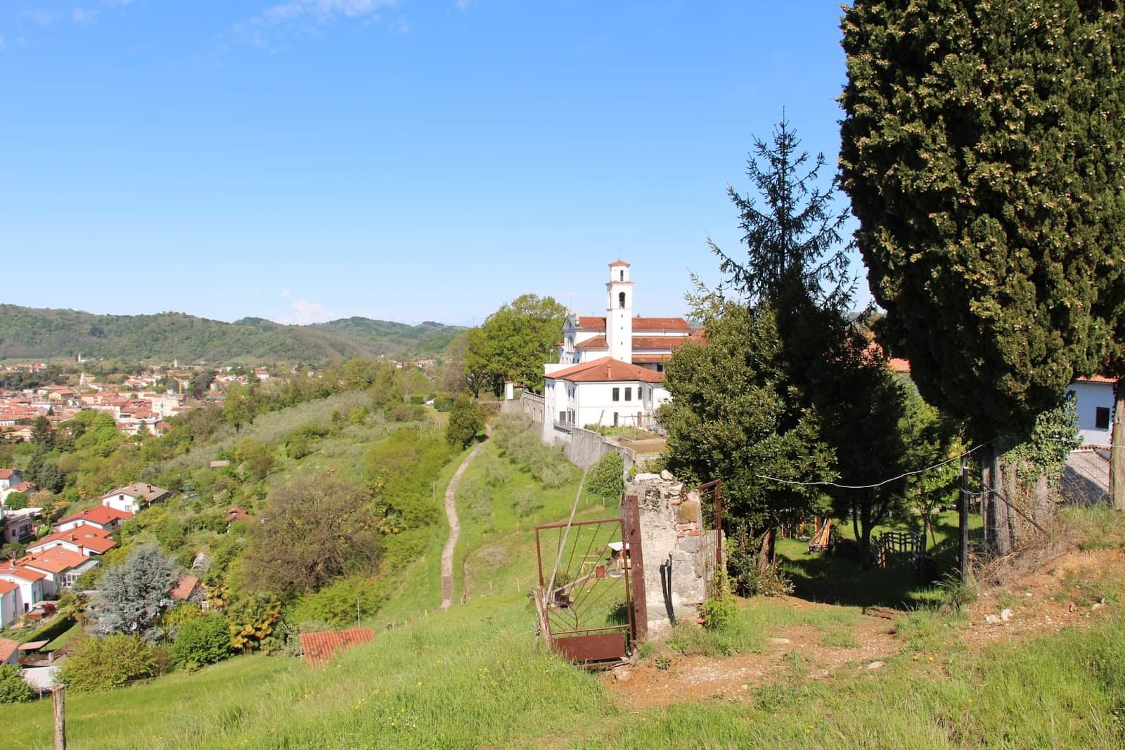Kostanjevica Monastery (Monastero di Castagnevizza) - Image 1