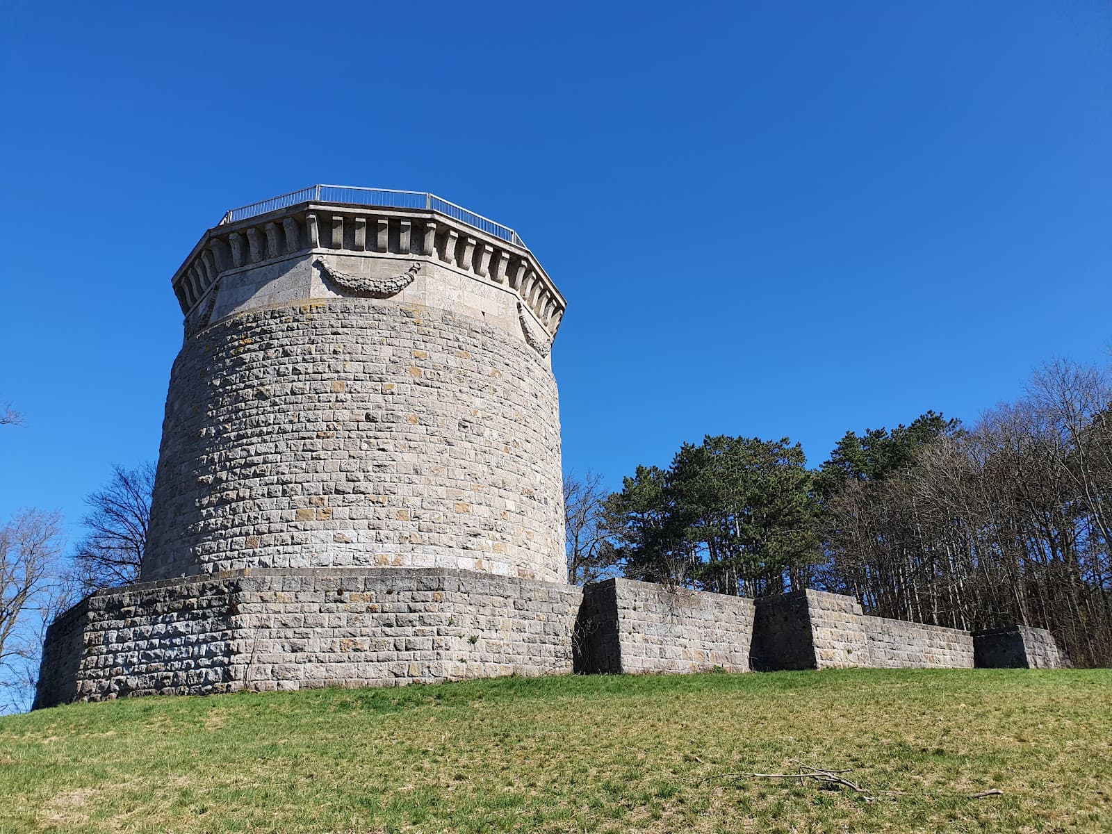 Sinnberg Tower - Image 1