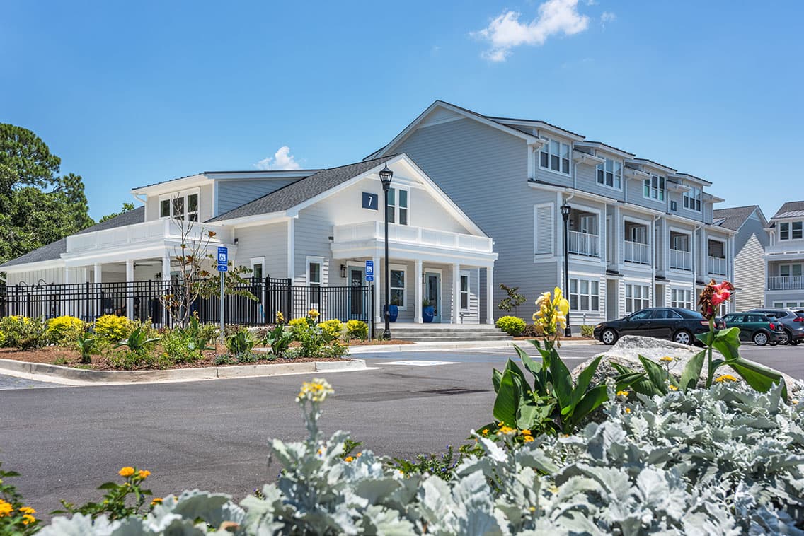 Ardsley Park - Image 1