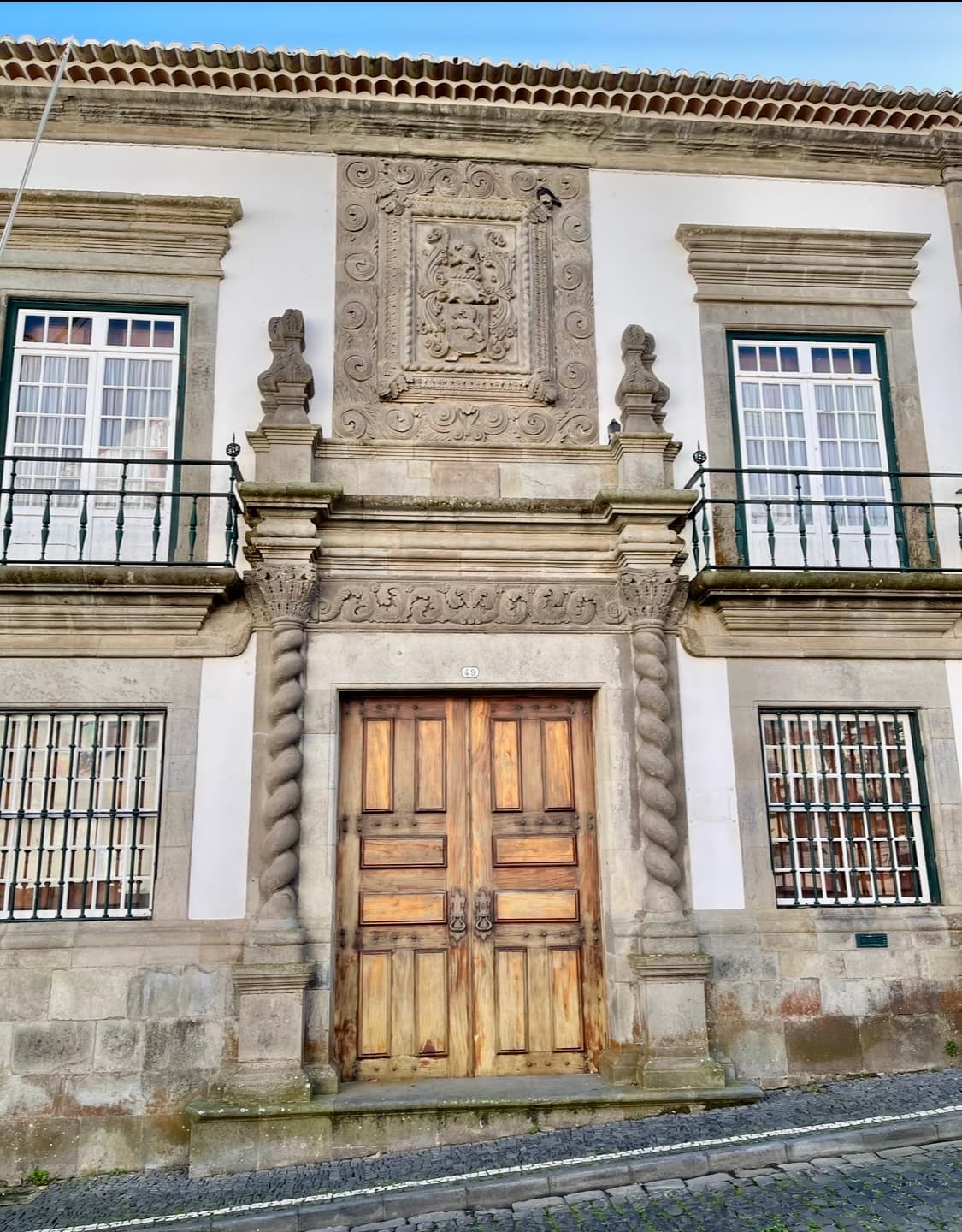 Palácio Bettencourt Library - Image 1