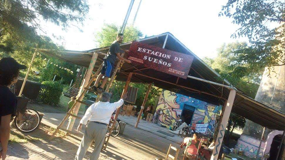 Paseo La Estación (Old Railway Station) - Image 1