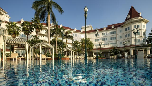 Hong Kong Disneyland Hotel - Image 1
