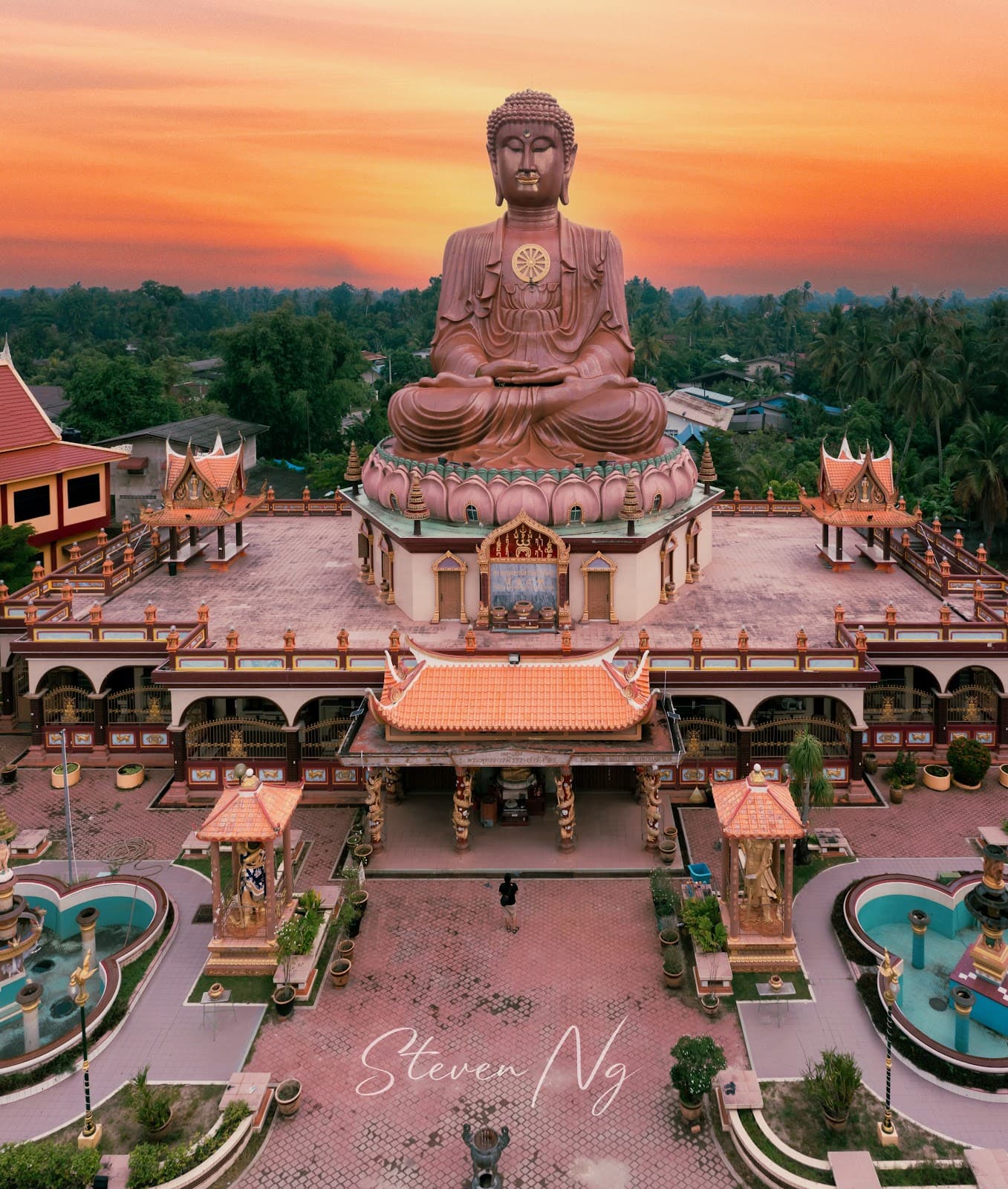 Wat Machimmaram (Seated Buddha) - Image 1