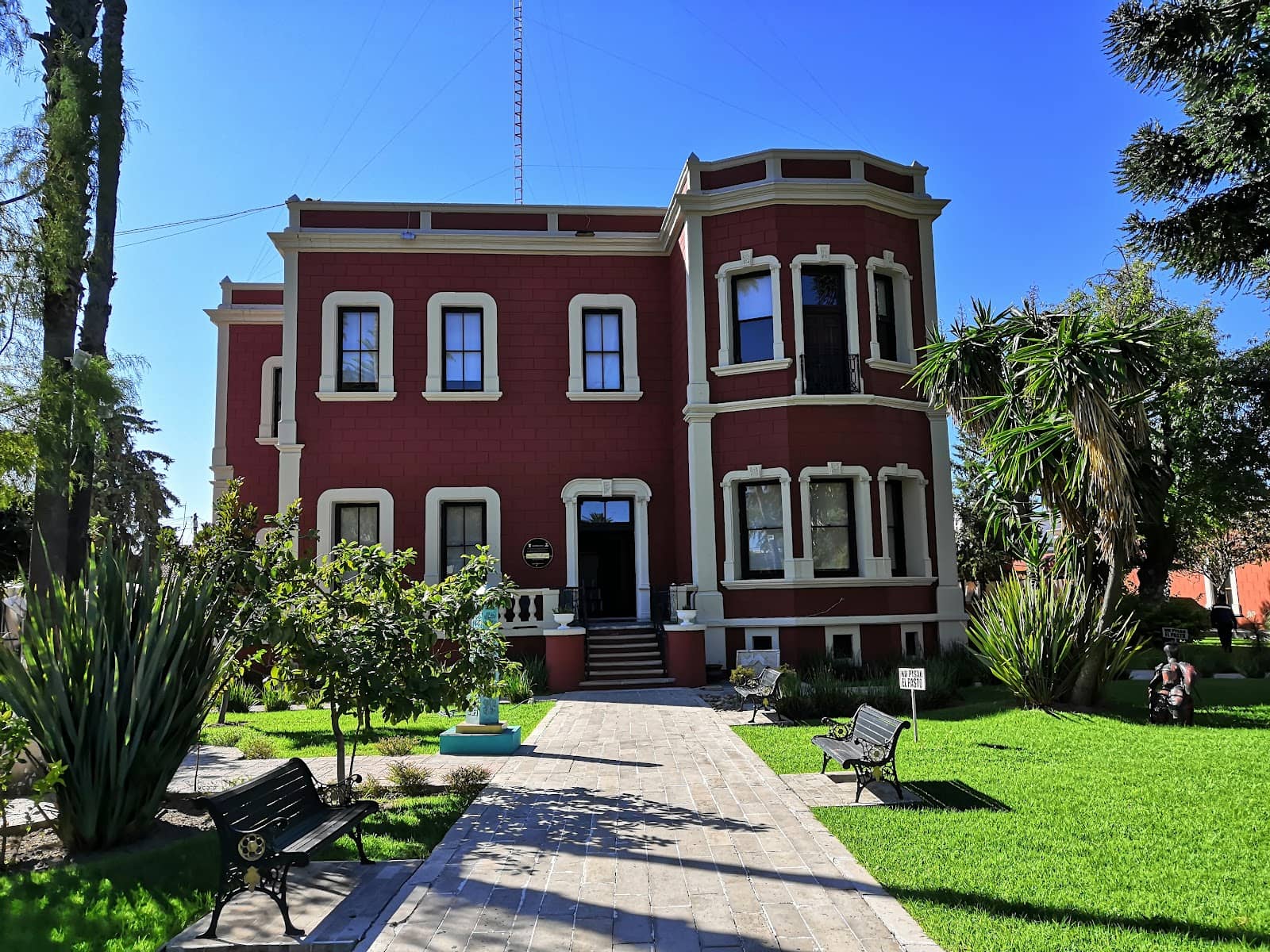 Captivating House Tour