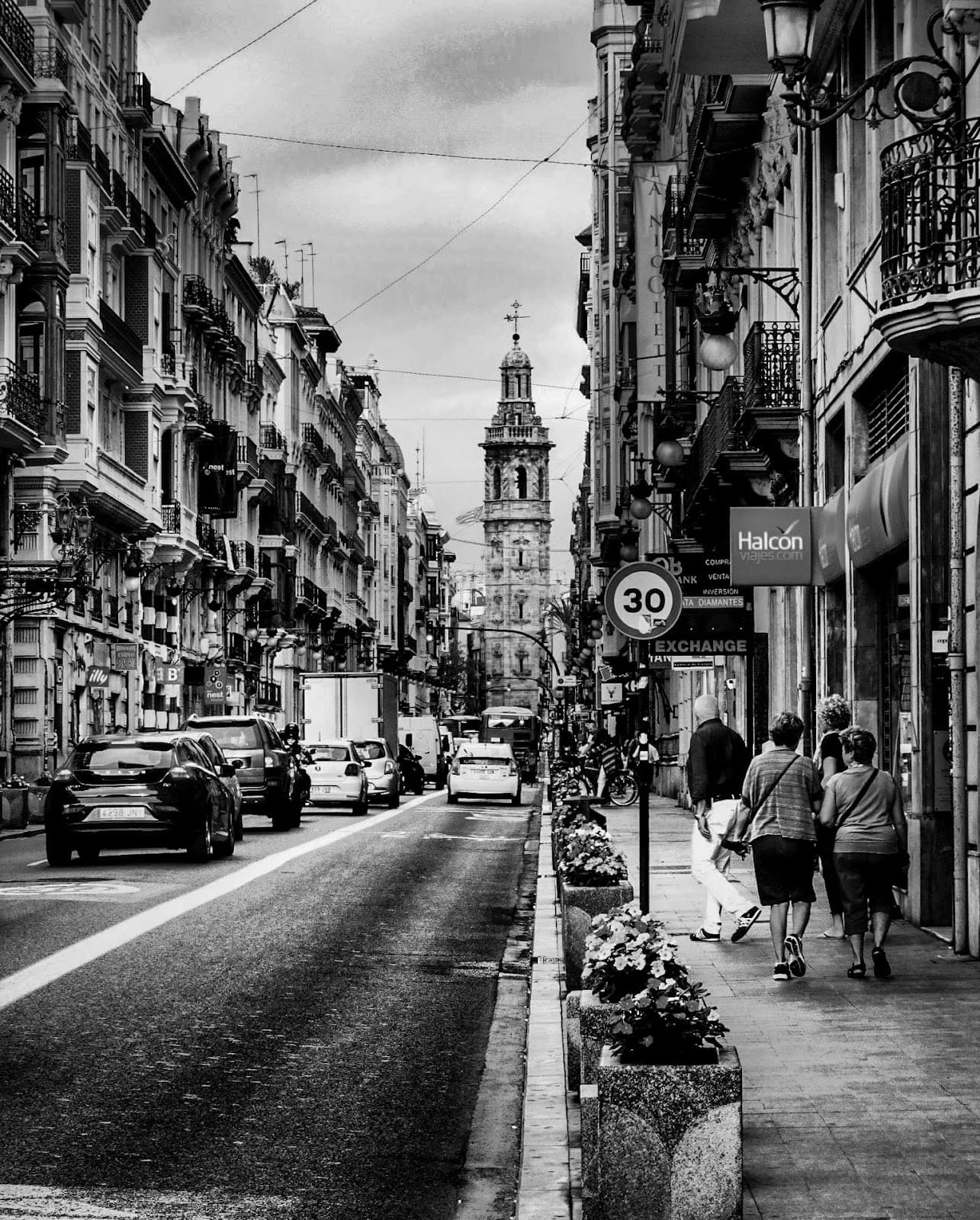 Calle de la Paz - Image 1