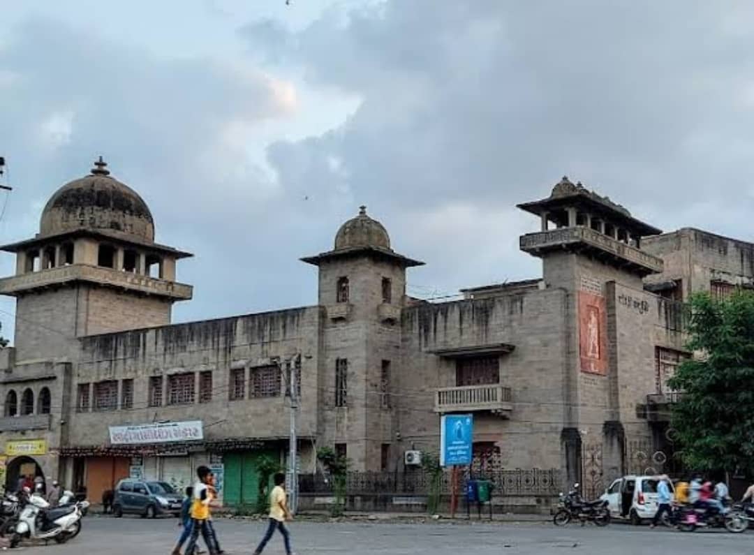 Khadi Gramodyog Bhandar