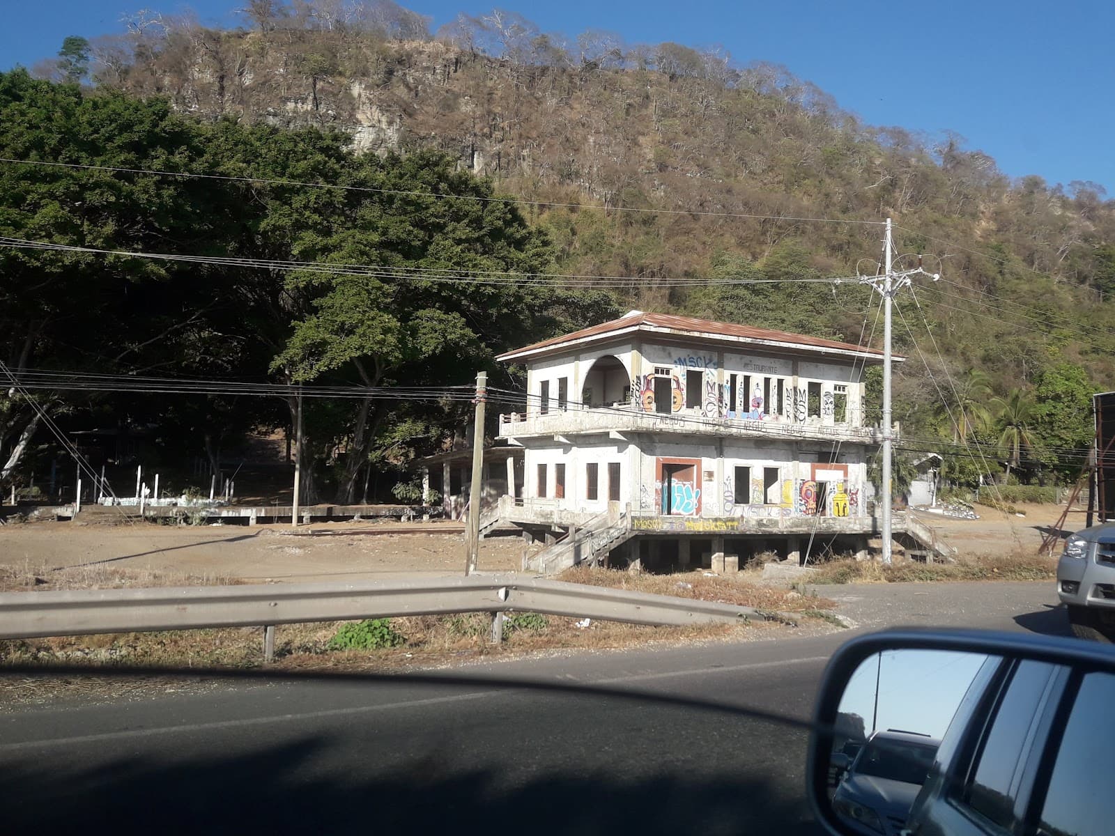 Puerto Caldera - Image 1