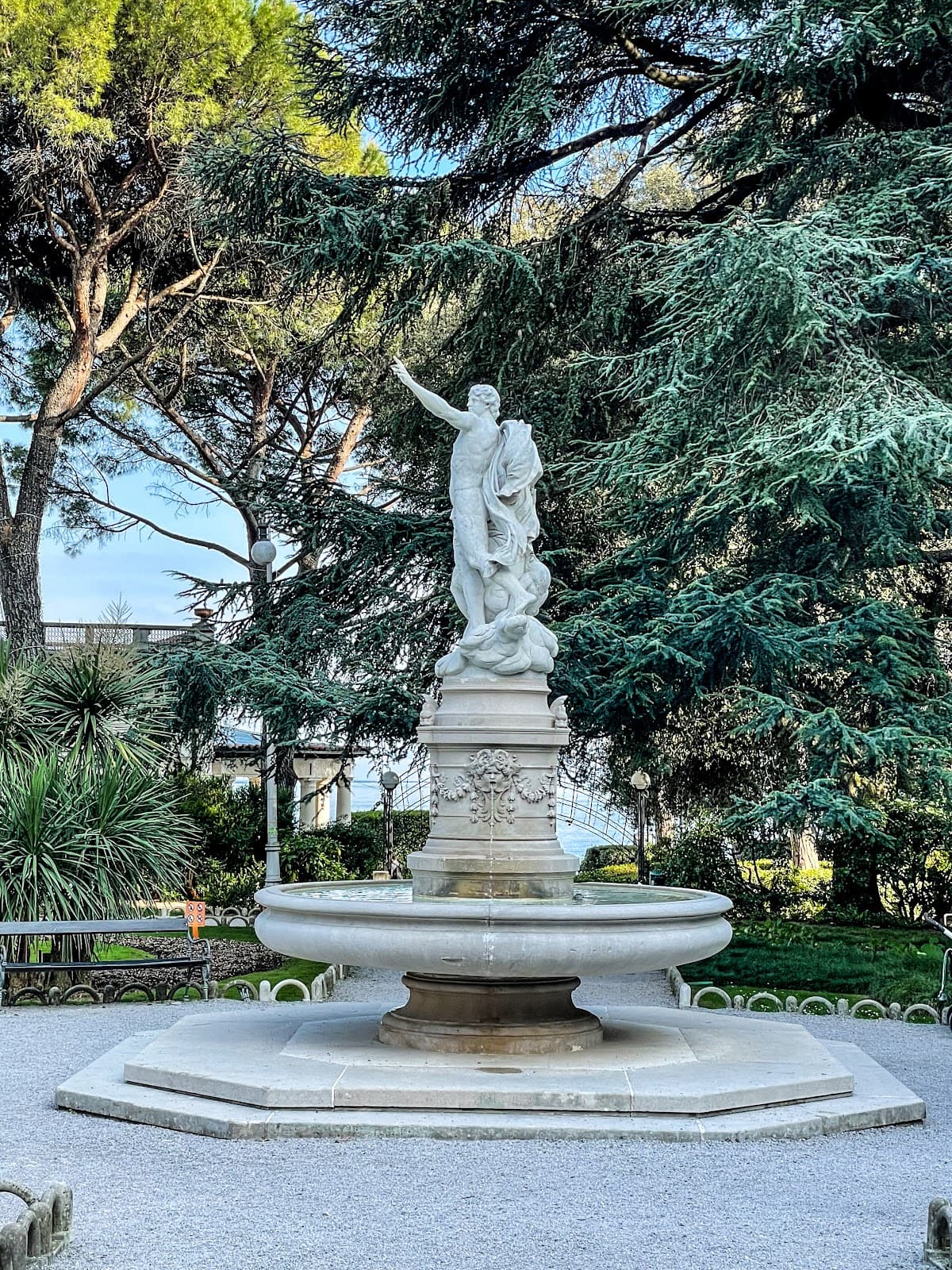 Helios and Selena Fountain - Image 1