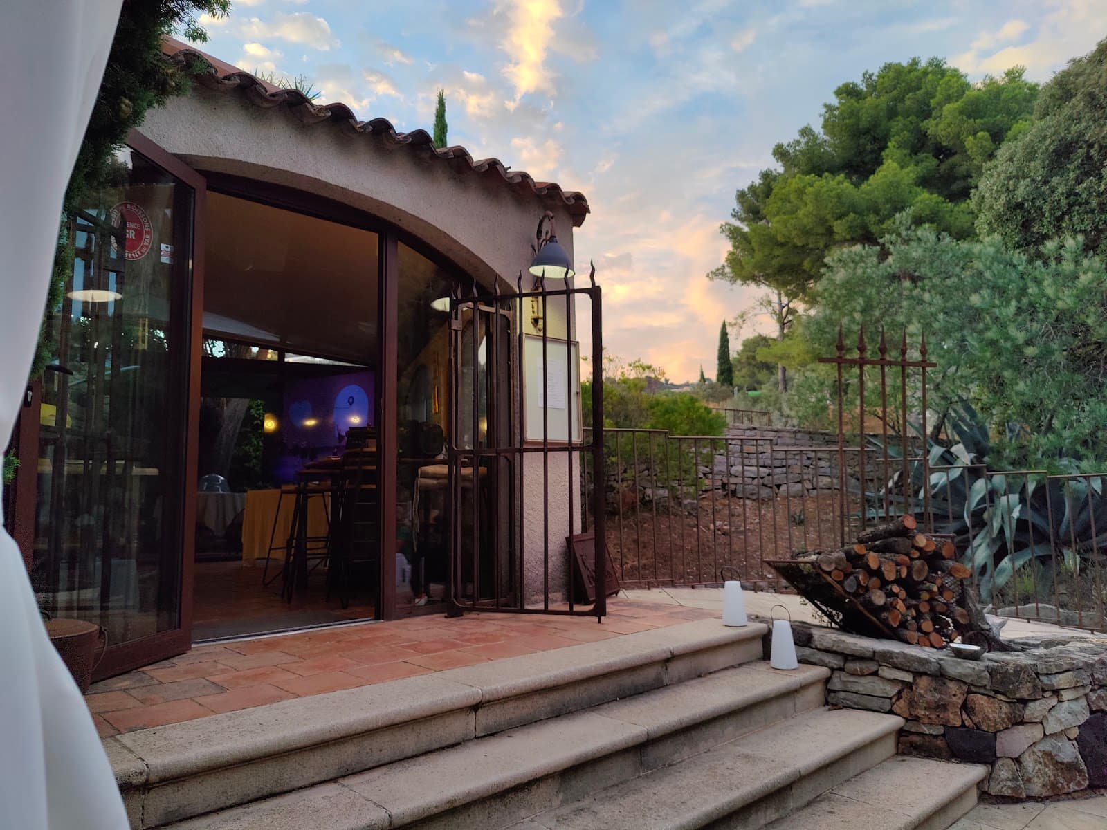 Domaine Terrebrune - Image 1