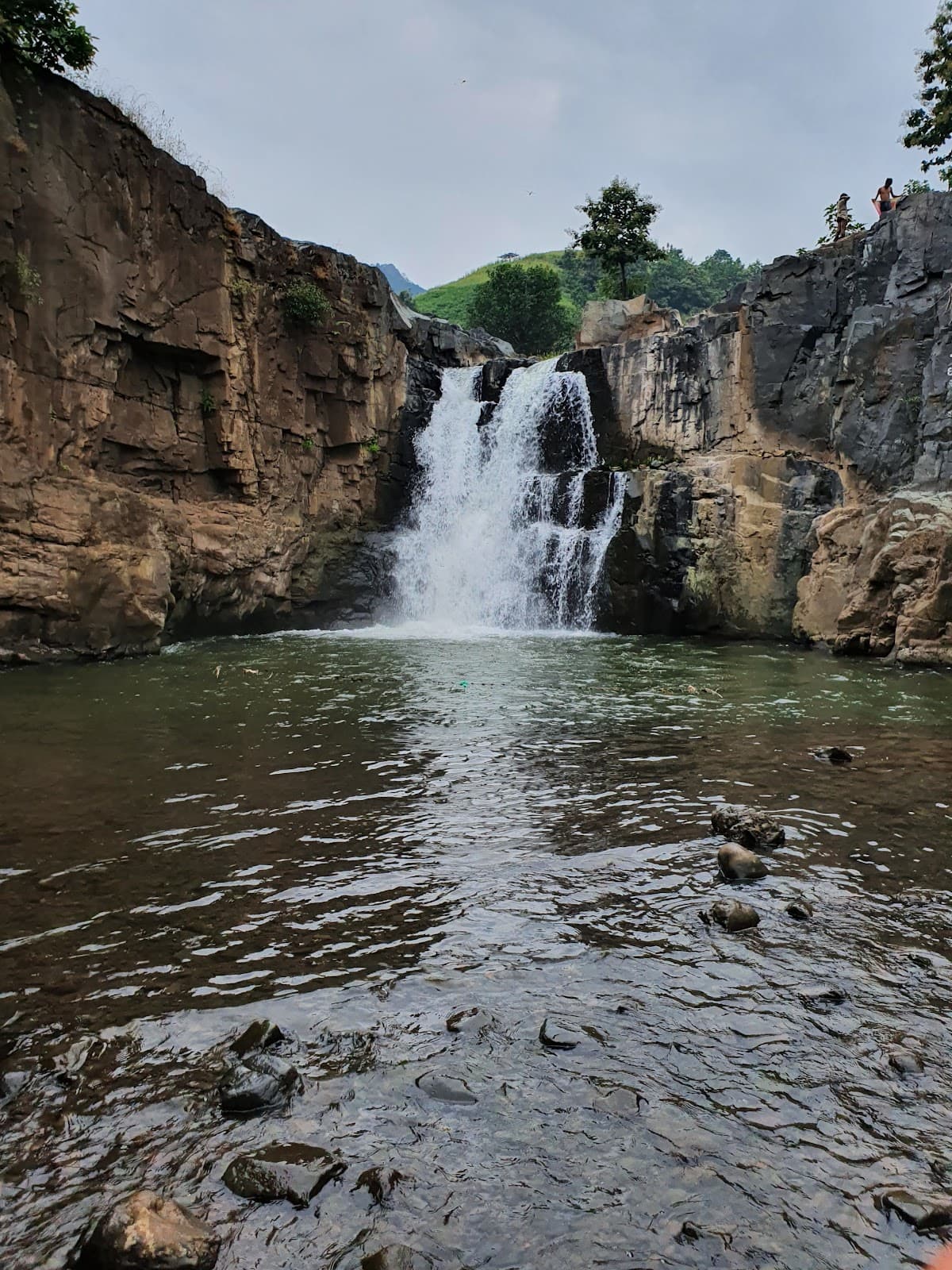 Zarwani Waterfall - Image 1
