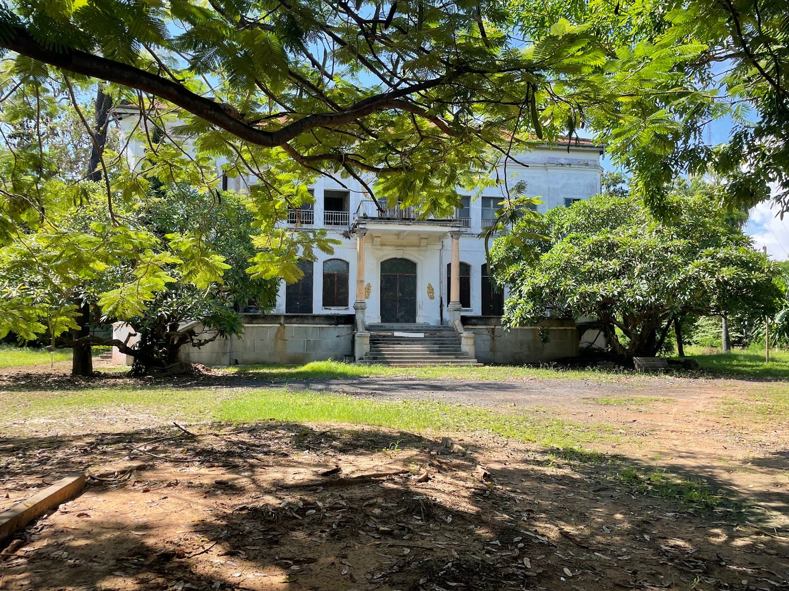 Old Governor's Residence - Image 1