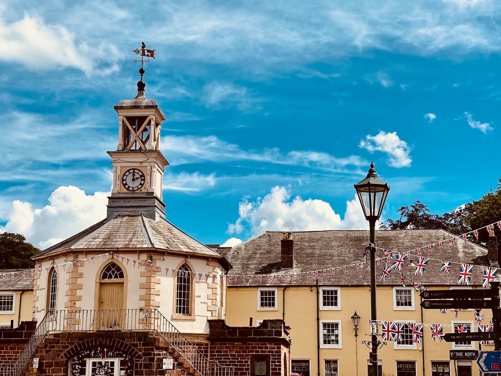 Brampton Moot Hall - Image 1