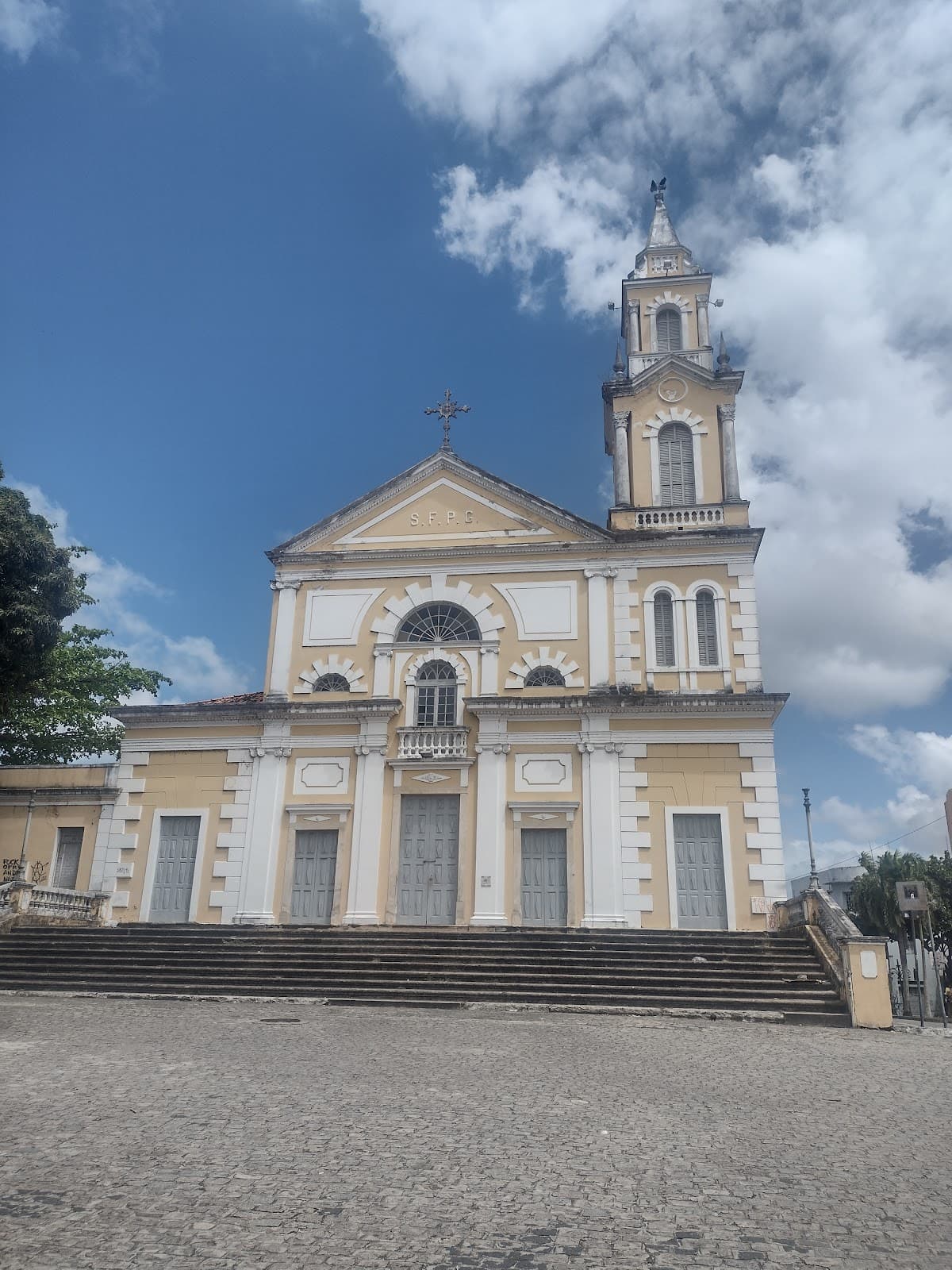 Largo de São Frei Pedro Gonçalves - Image 1