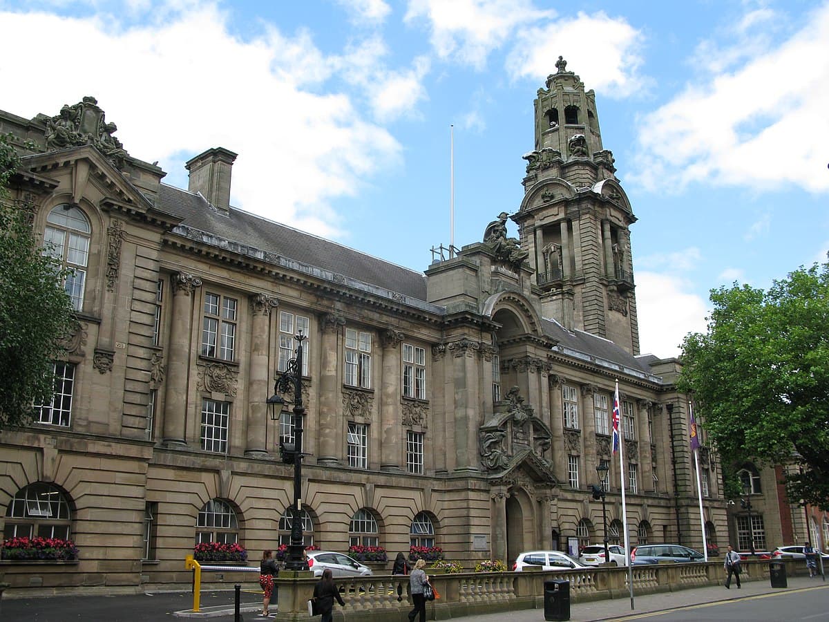 Walsall Town Hall - Image 1