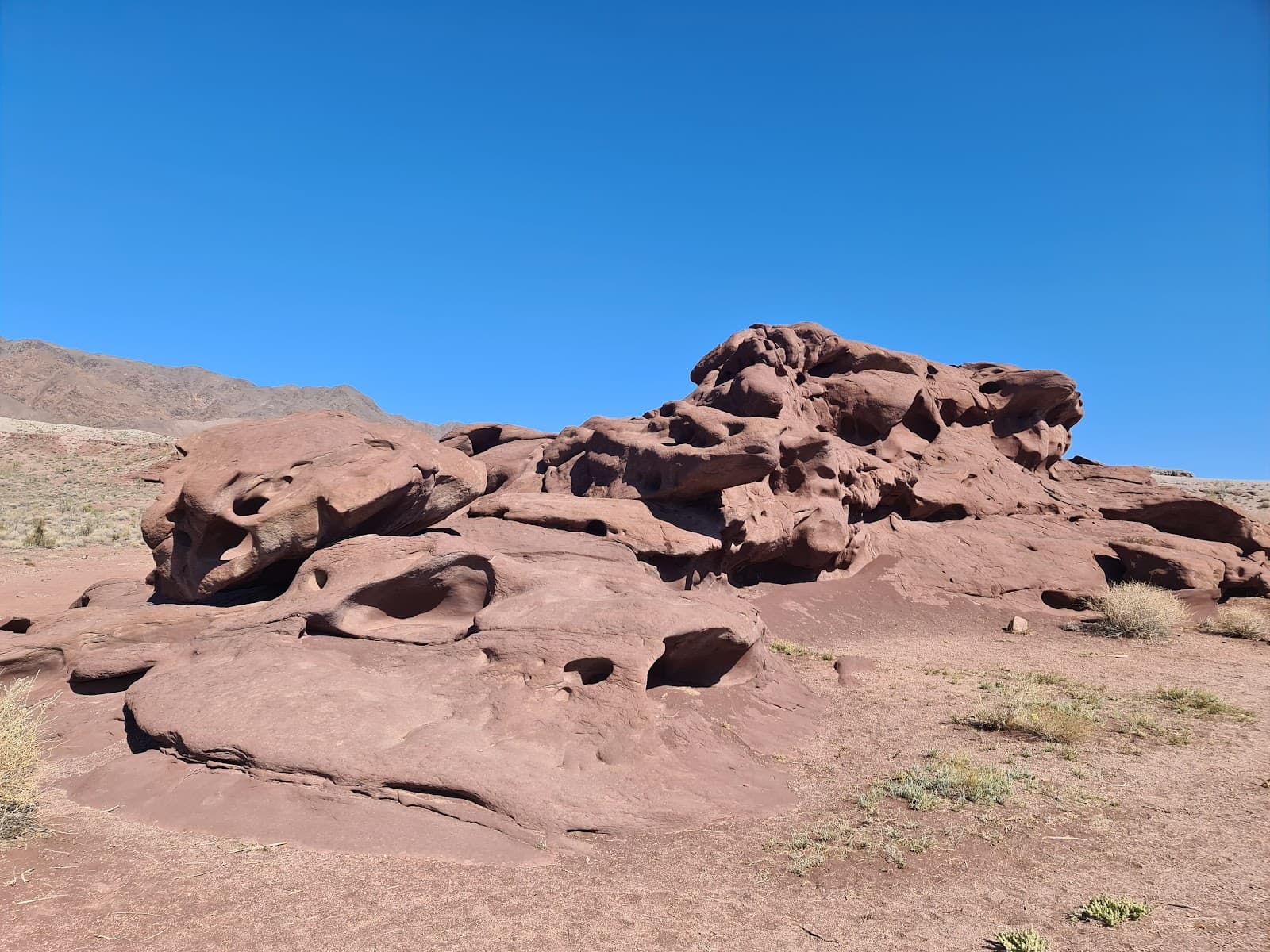 Aktau-Katutau Mountains - Image 1