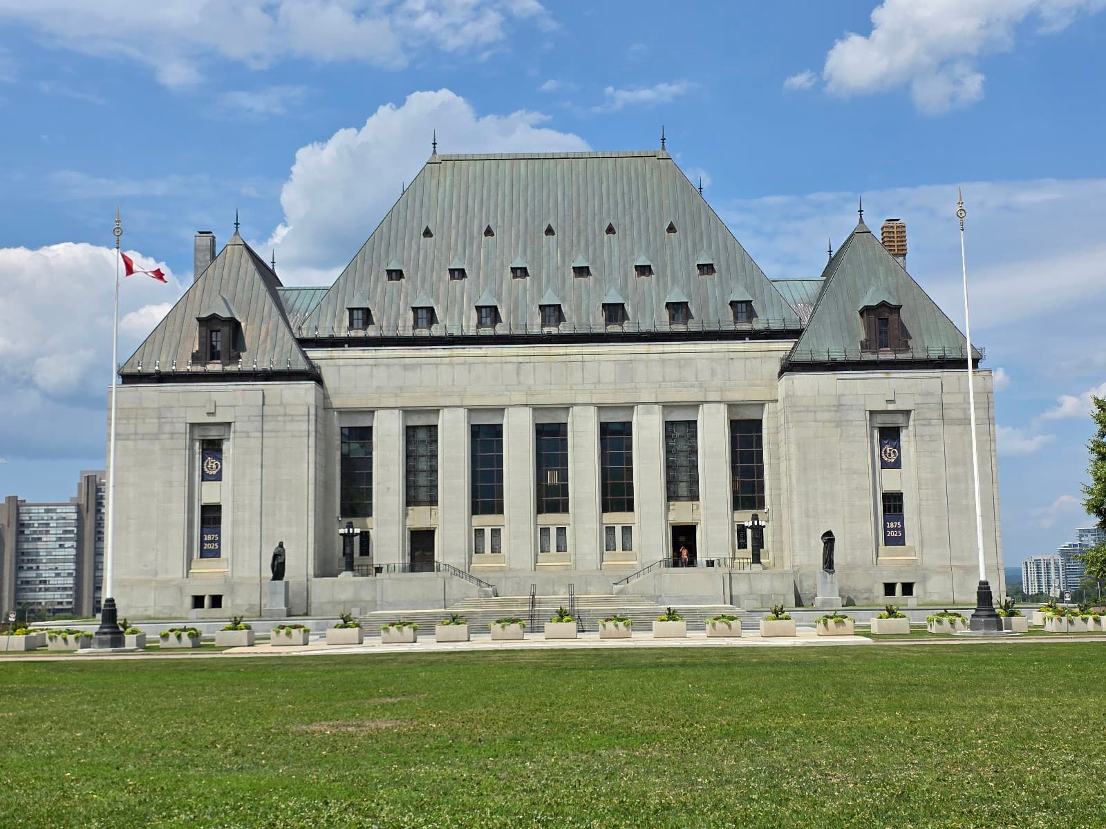 Supreme Court of Canada - Image 1